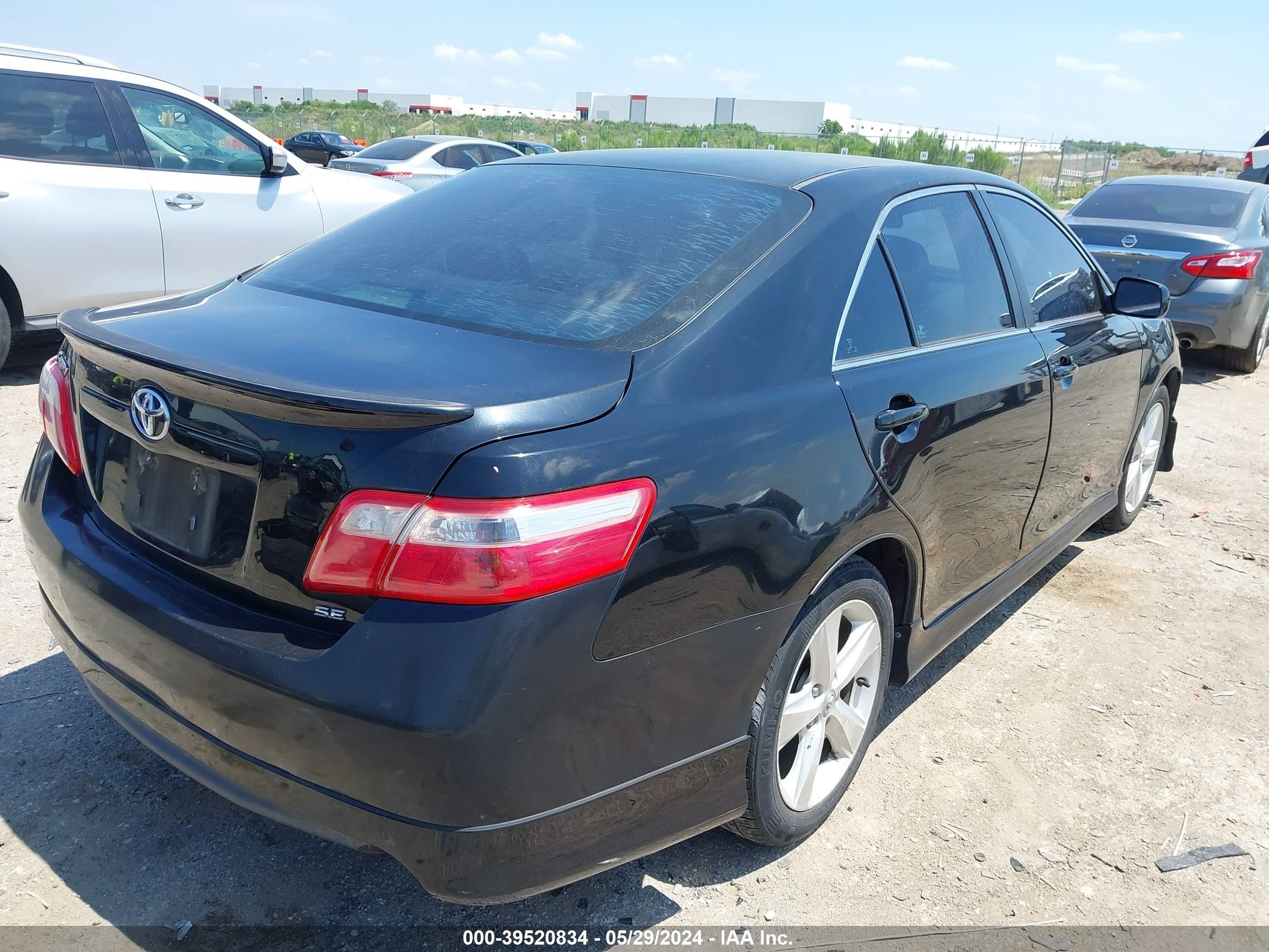 Photo 3 VIN: 4T1BE46K49U412384 - TOYOTA CAMRY 