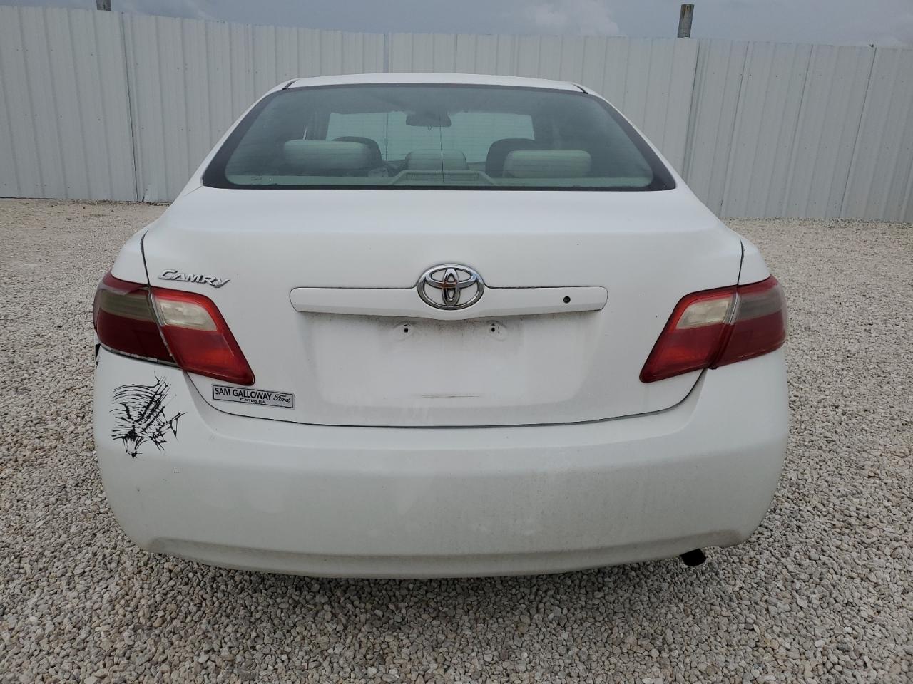 Photo 5 VIN: 4T1BE46K49U808234 - TOYOTA CAMRY 