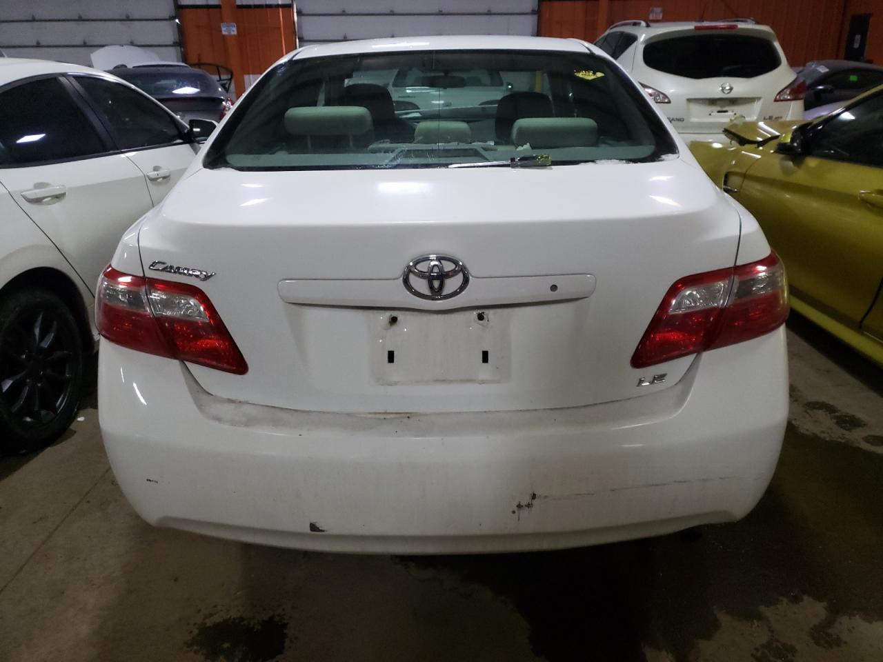 Photo 5 VIN: 4T1BE46K49U818861 - TOYOTA CAMRY 