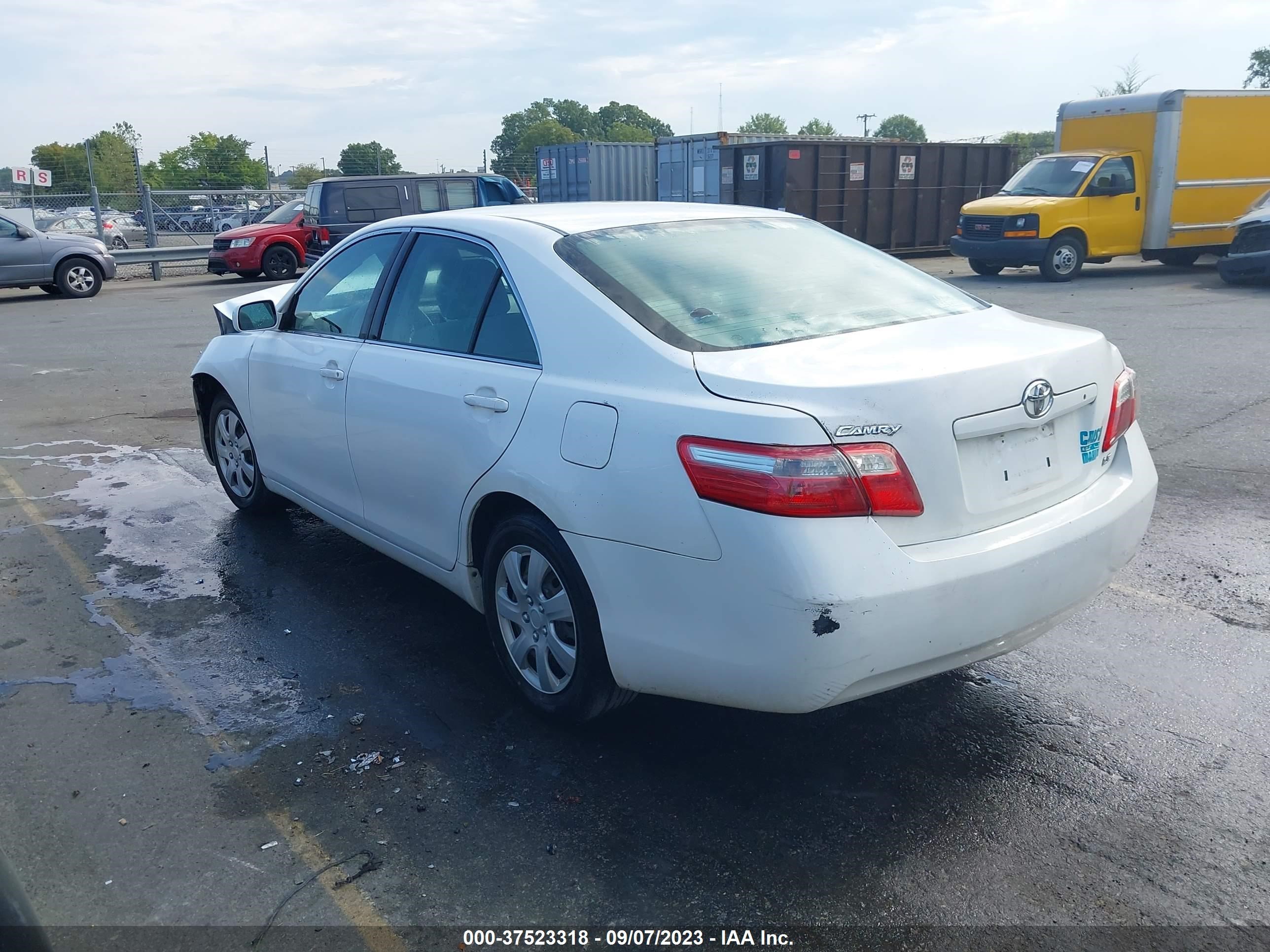 Photo 2 VIN: 4T1BE46K49U843114 - TOYOTA CAMRY 