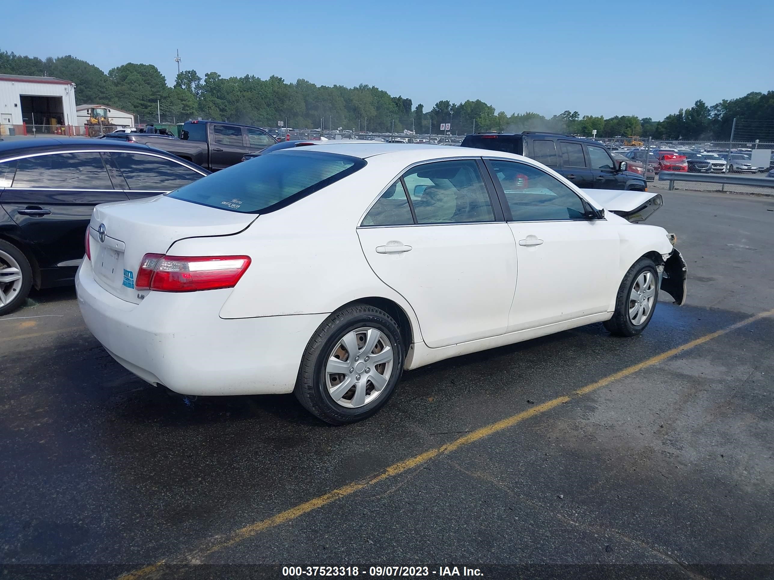 Photo 3 VIN: 4T1BE46K49U843114 - TOYOTA CAMRY 