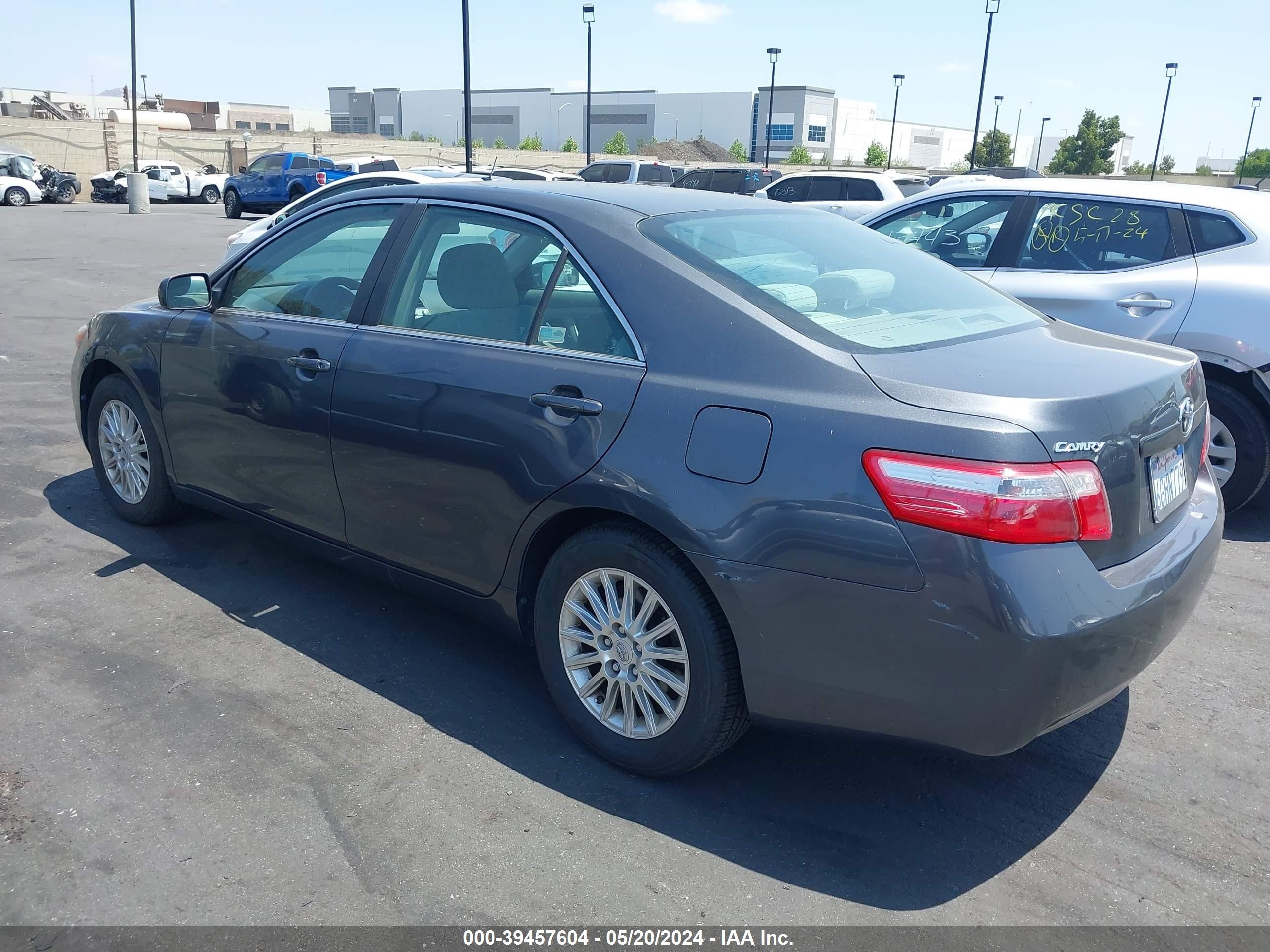 Photo 2 VIN: 4T1BE46K49U901755 - TOYOTA CAMRY 