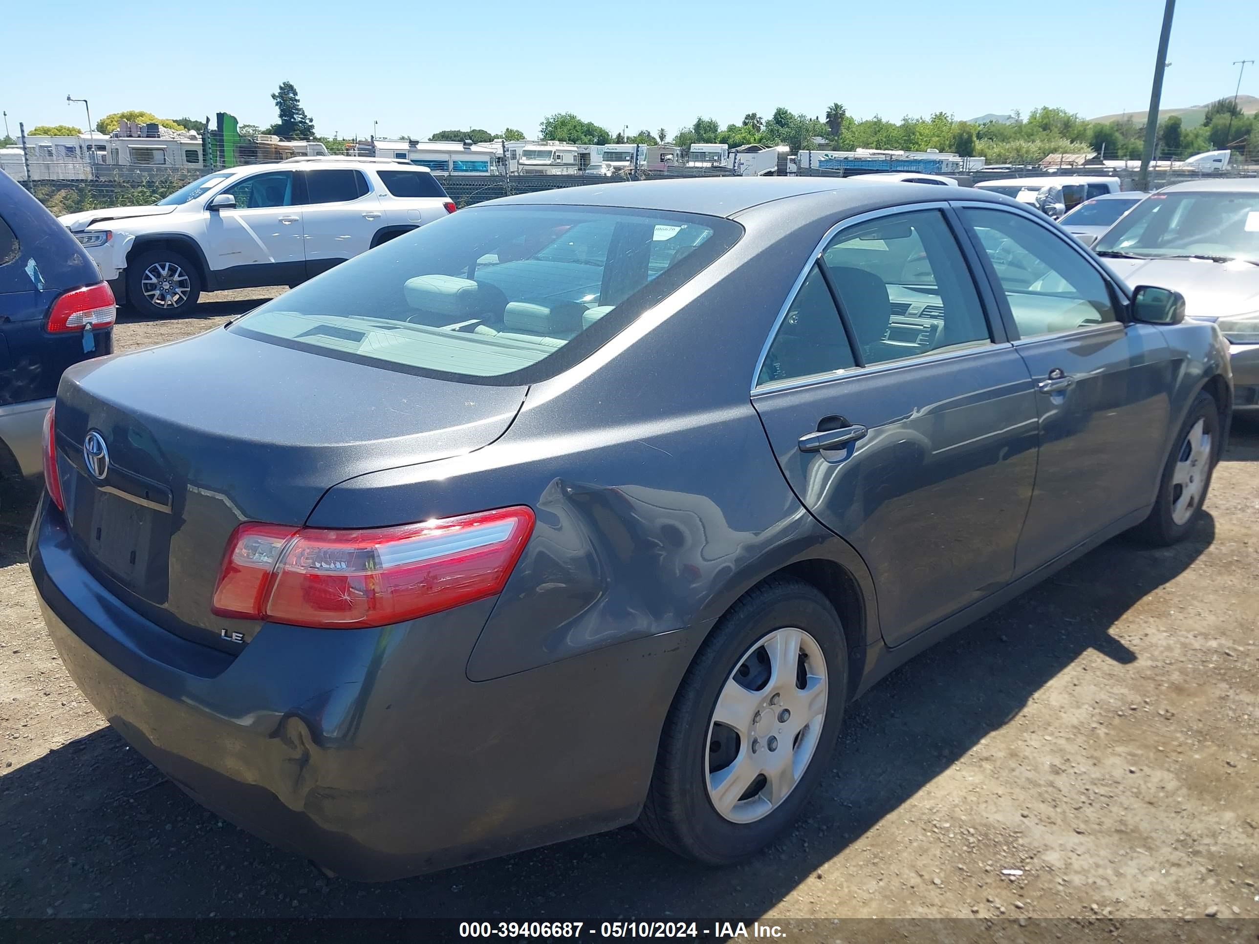 Photo 3 VIN: 4T1BE46K49U903490 - TOYOTA CAMRY 