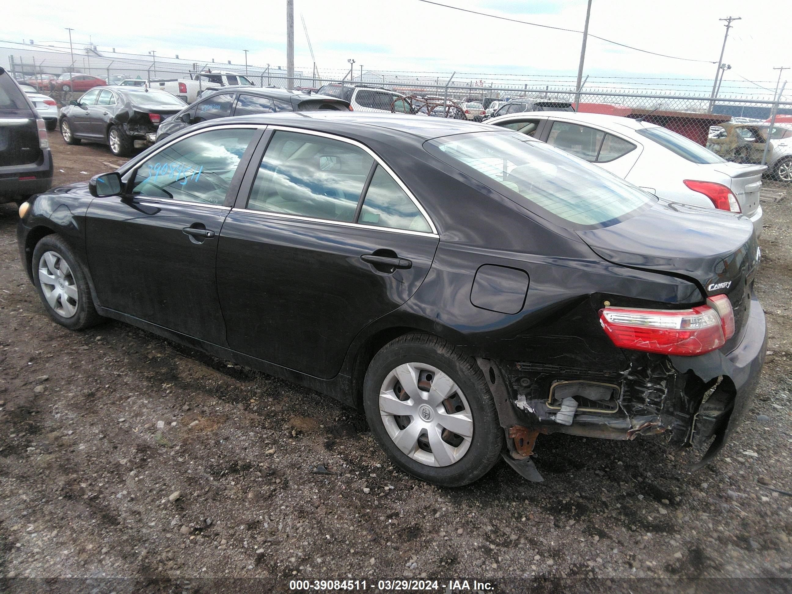 Photo 2 VIN: 4T1BE46K49U913758 - TOYOTA CAMRY 