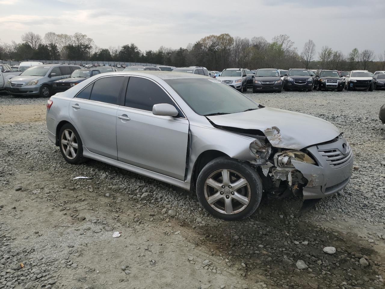 Photo 3 VIN: 4T1BE46K57U058033 - TOYOTA CAMRY 