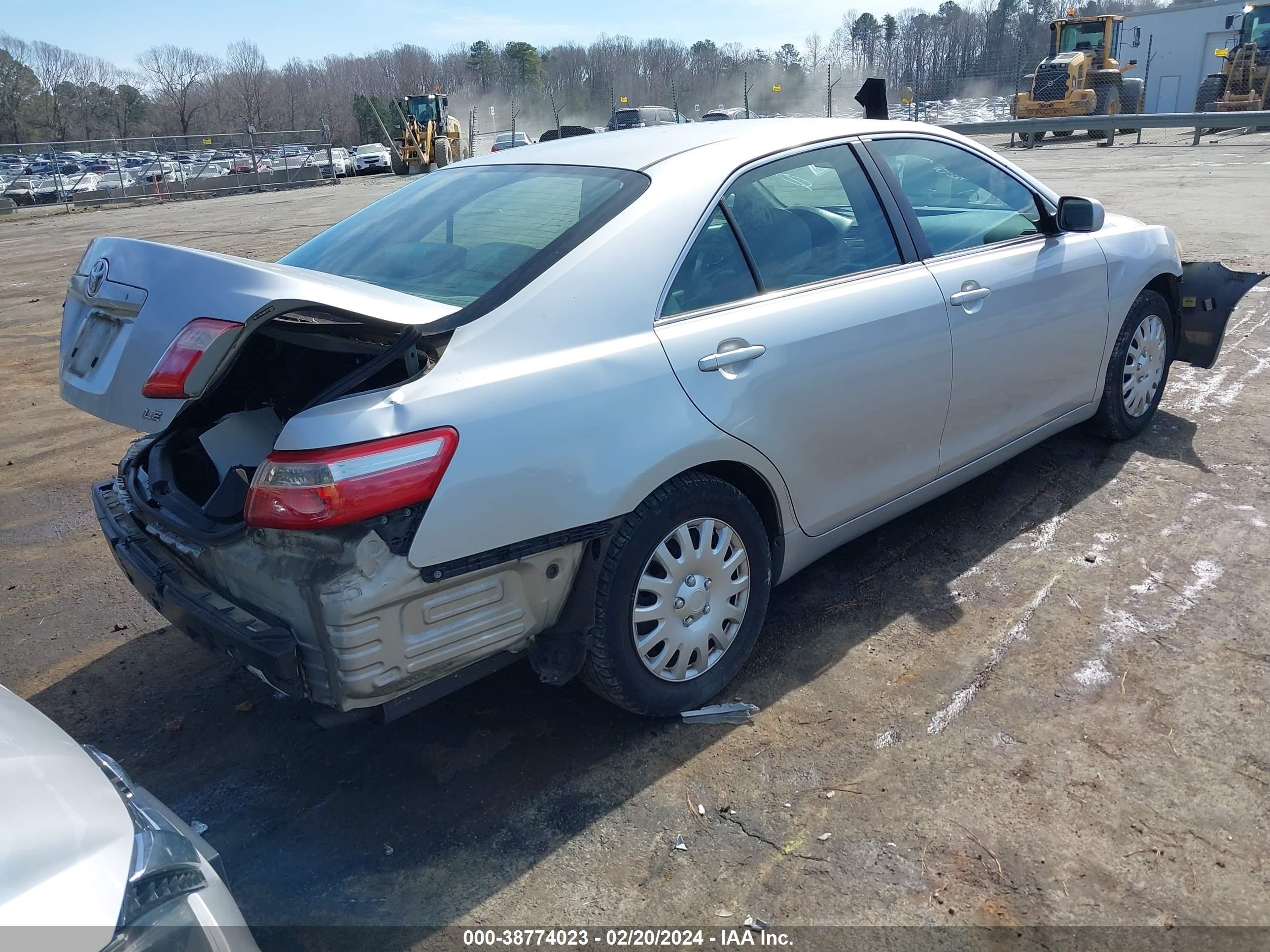 Photo 3 VIN: 4T1BE46K57U559021 - TOYOTA CAMRY 