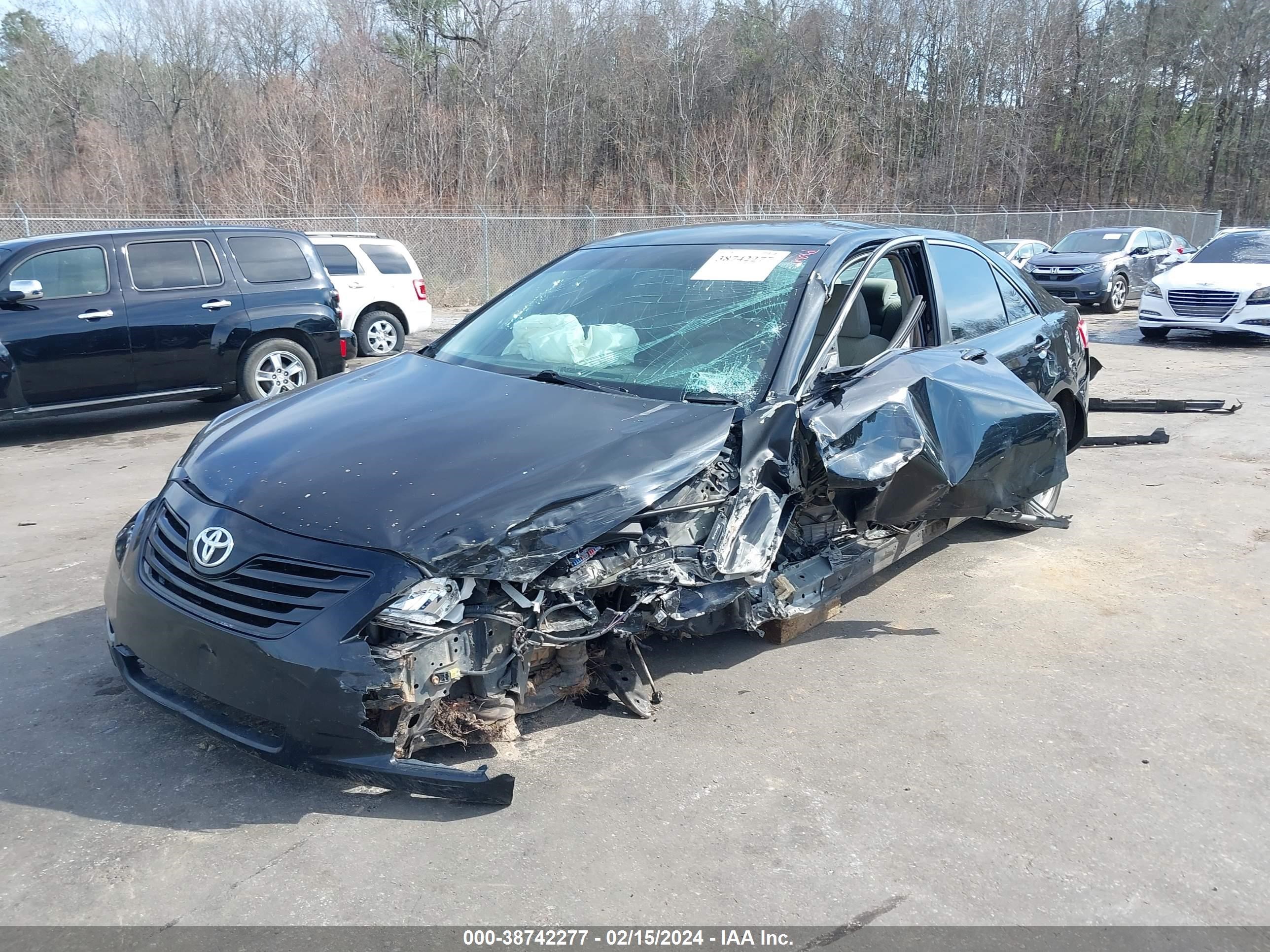 Photo 1 VIN: 4T1BE46K58U249257 - TOYOTA CAMRY 