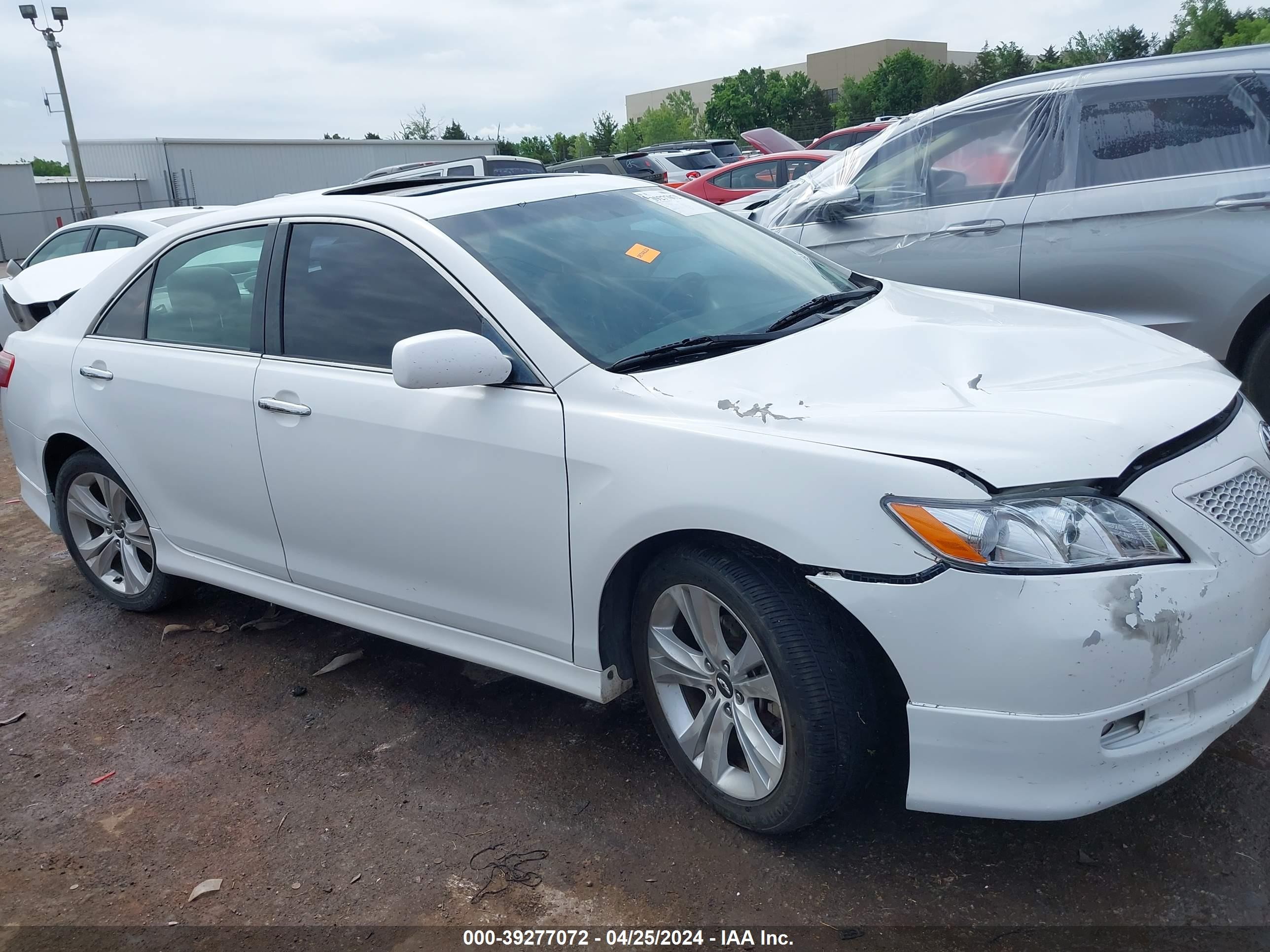 Photo 12 VIN: 4T1BE46K58U769605 - TOYOTA CAMRY 