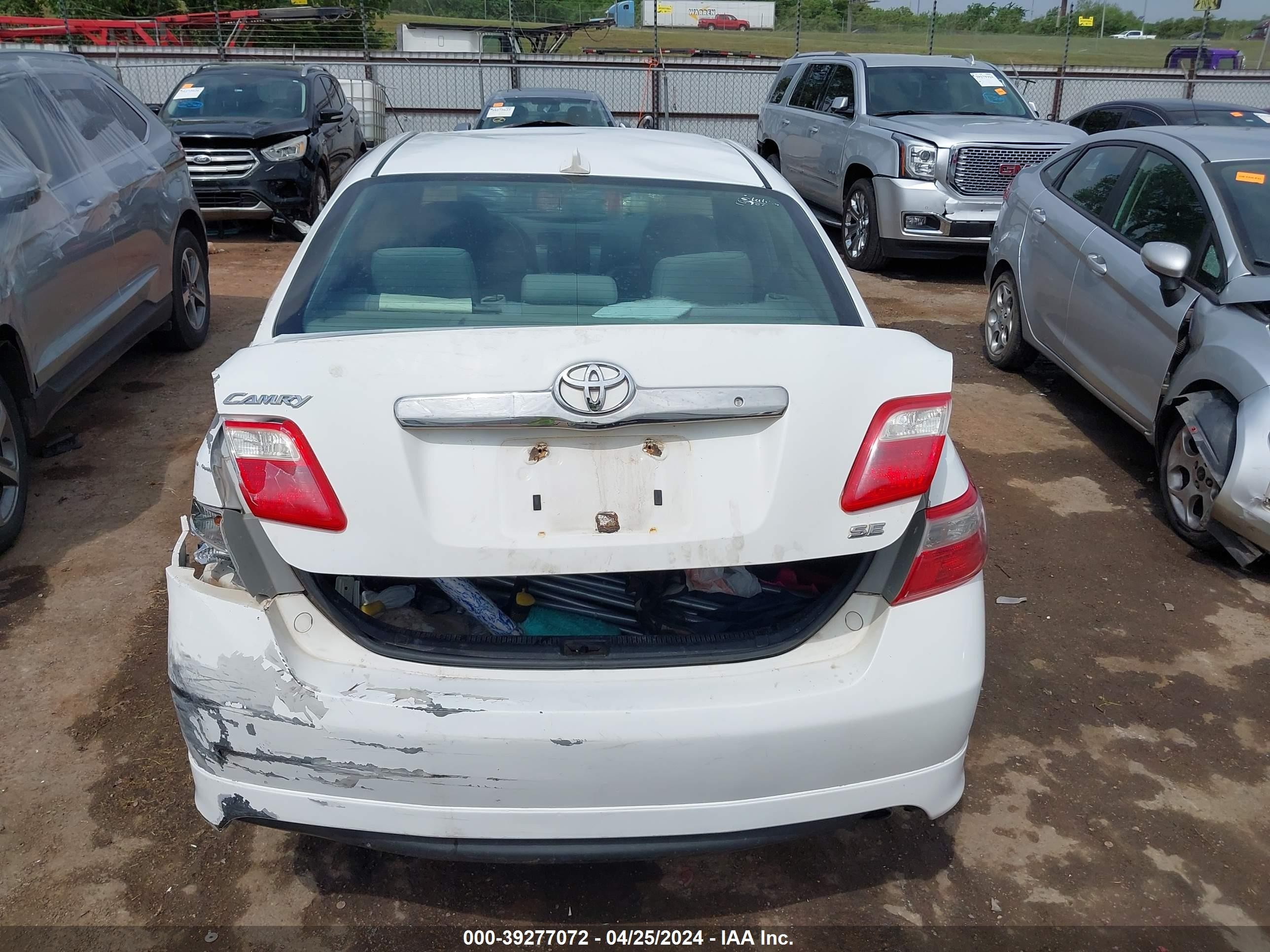 Photo 15 VIN: 4T1BE46K58U769605 - TOYOTA CAMRY 