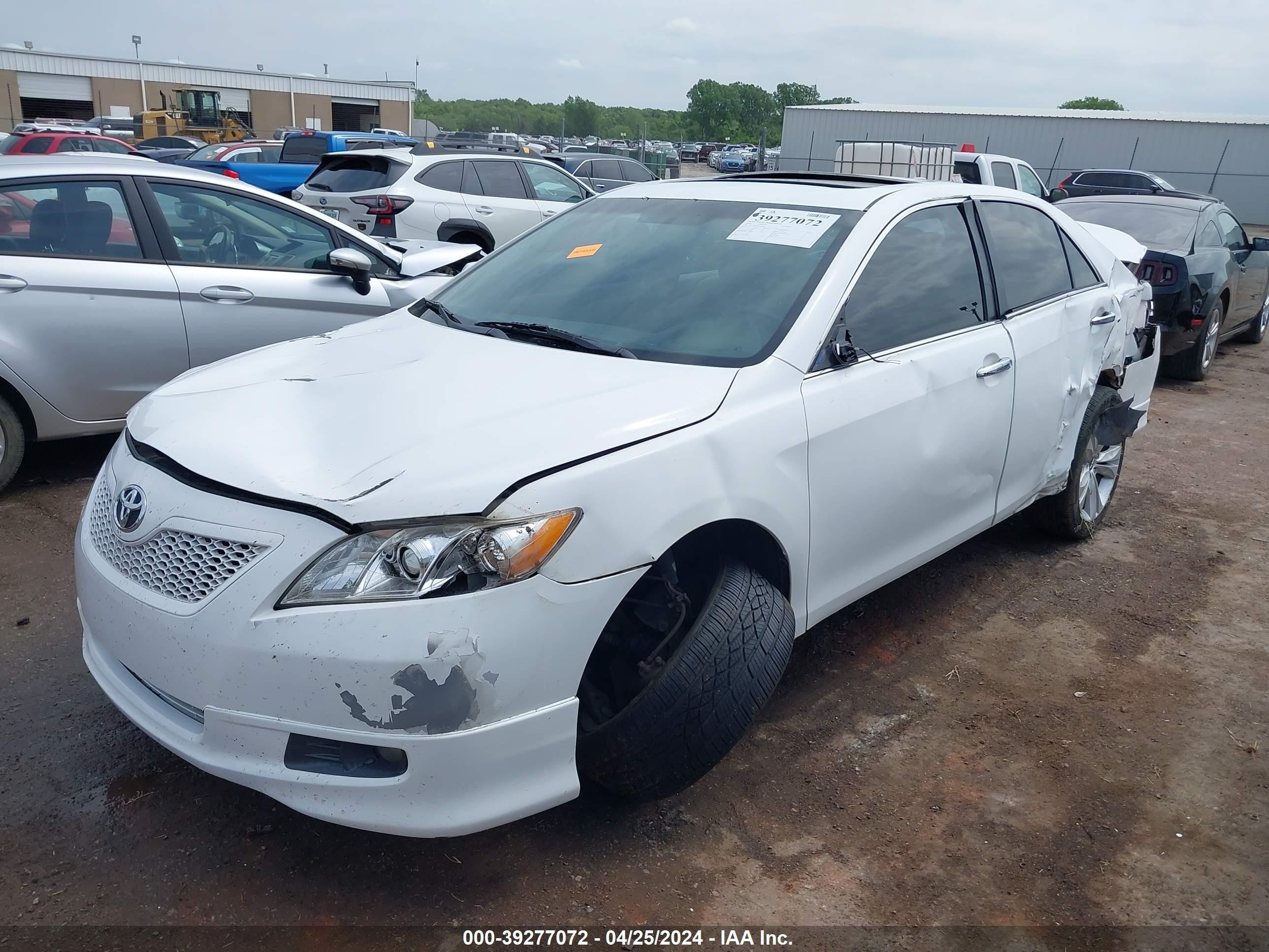 Photo 5 VIN: 4T1BE46K58U769605 - TOYOTA CAMRY 