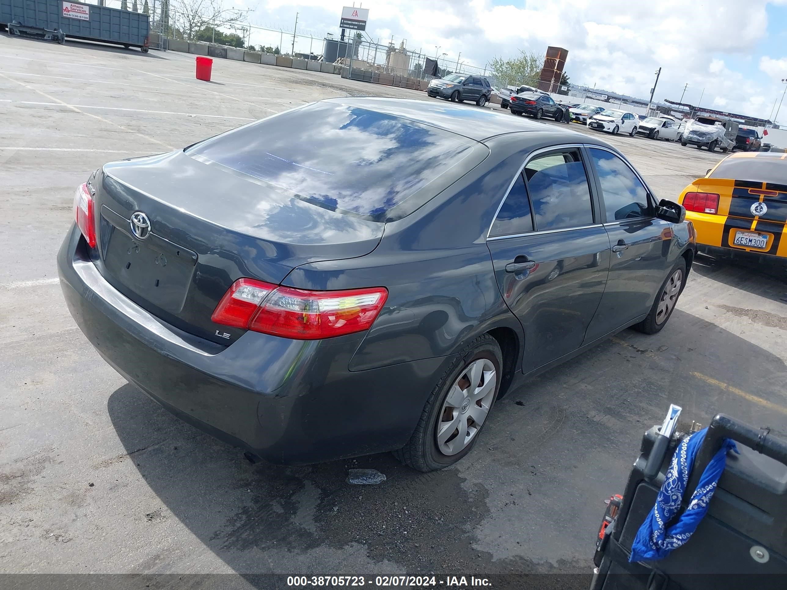 Photo 3 VIN: 4T1BE46K59U281319 - TOYOTA CAMRY 