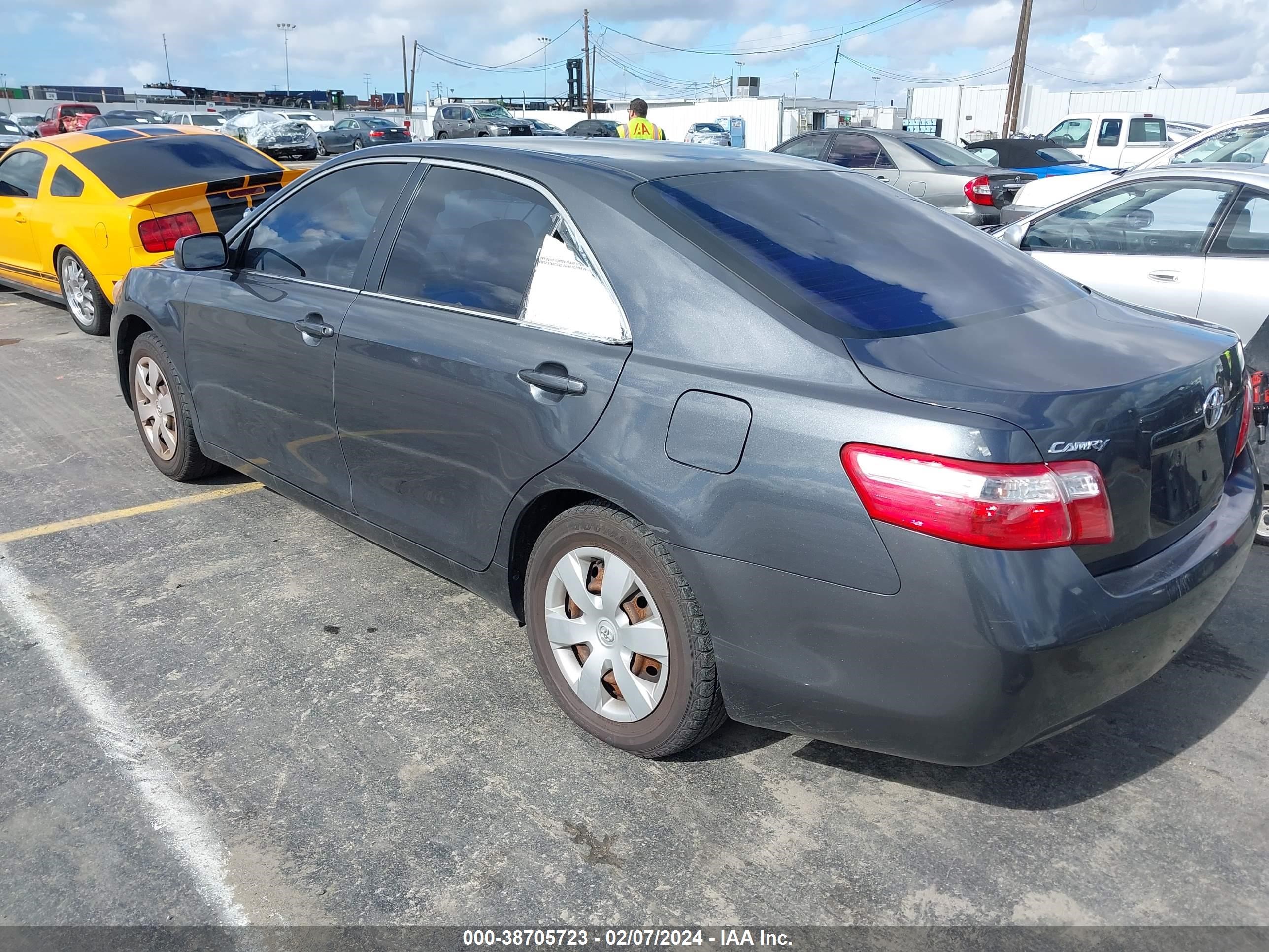 Photo 5 VIN: 4T1BE46K59U281319 - TOYOTA CAMRY 