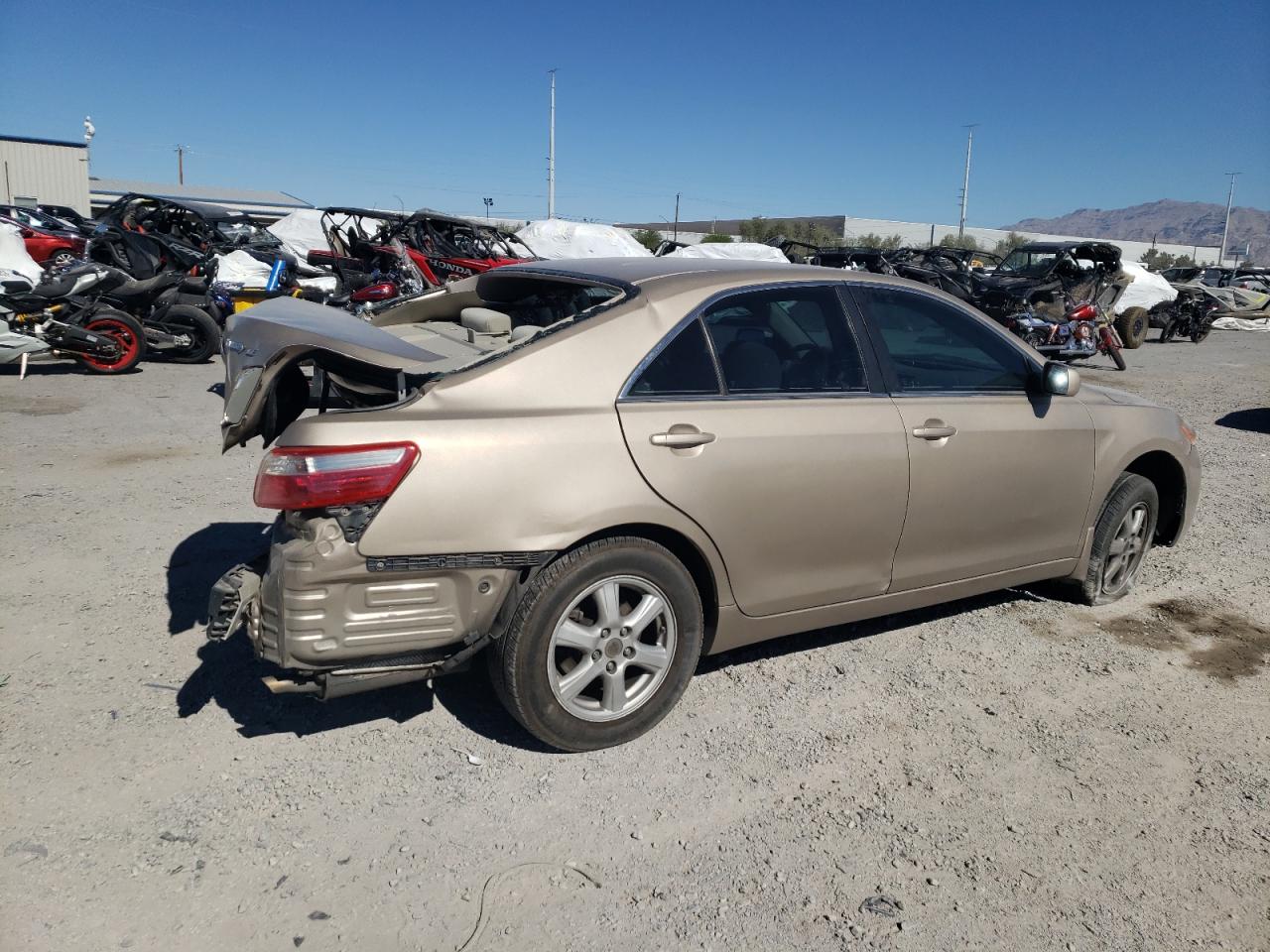 Photo 2 VIN: 4T1BE46K59U351904 - TOYOTA CAMRY 