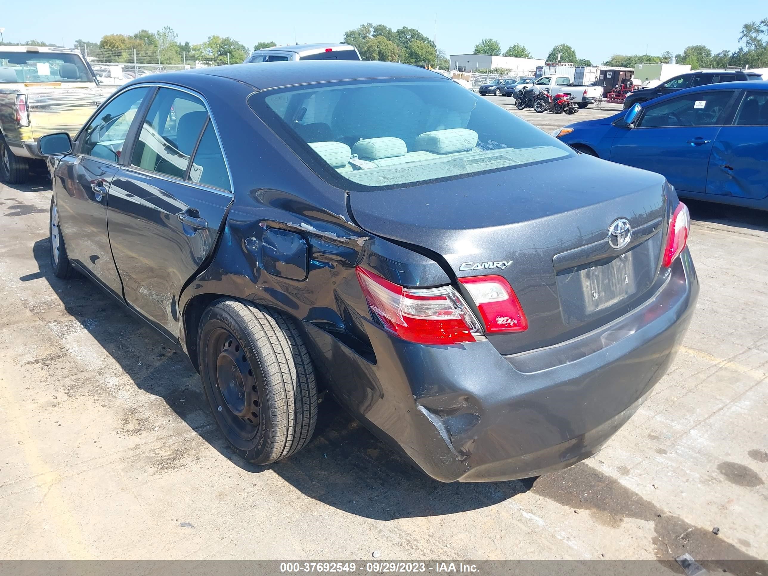 Photo 2 VIN: 4T1BE46K59U844868 - TOYOTA CAMRY 