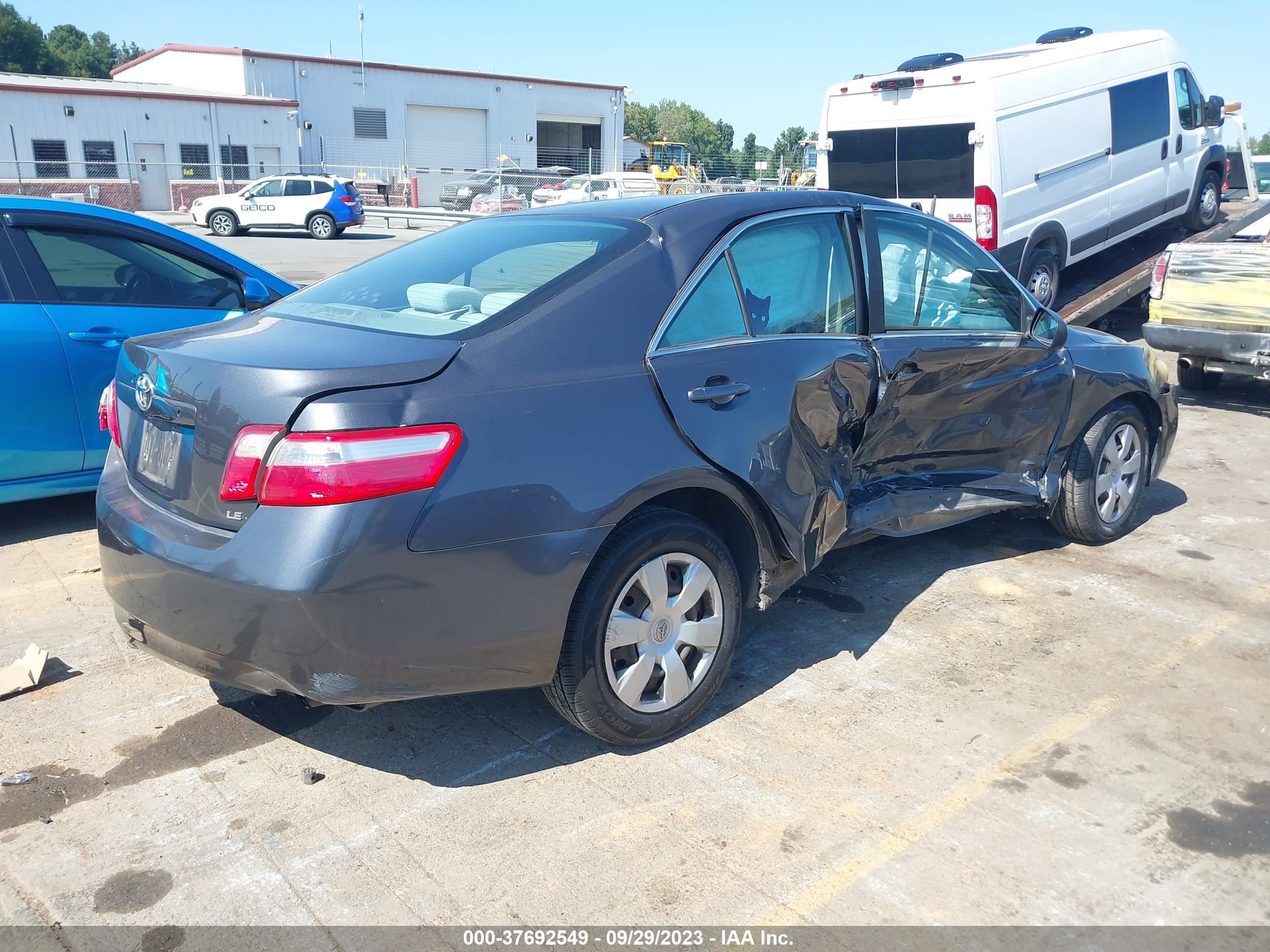 Photo 3 VIN: 4T1BE46K59U844868 - TOYOTA CAMRY 