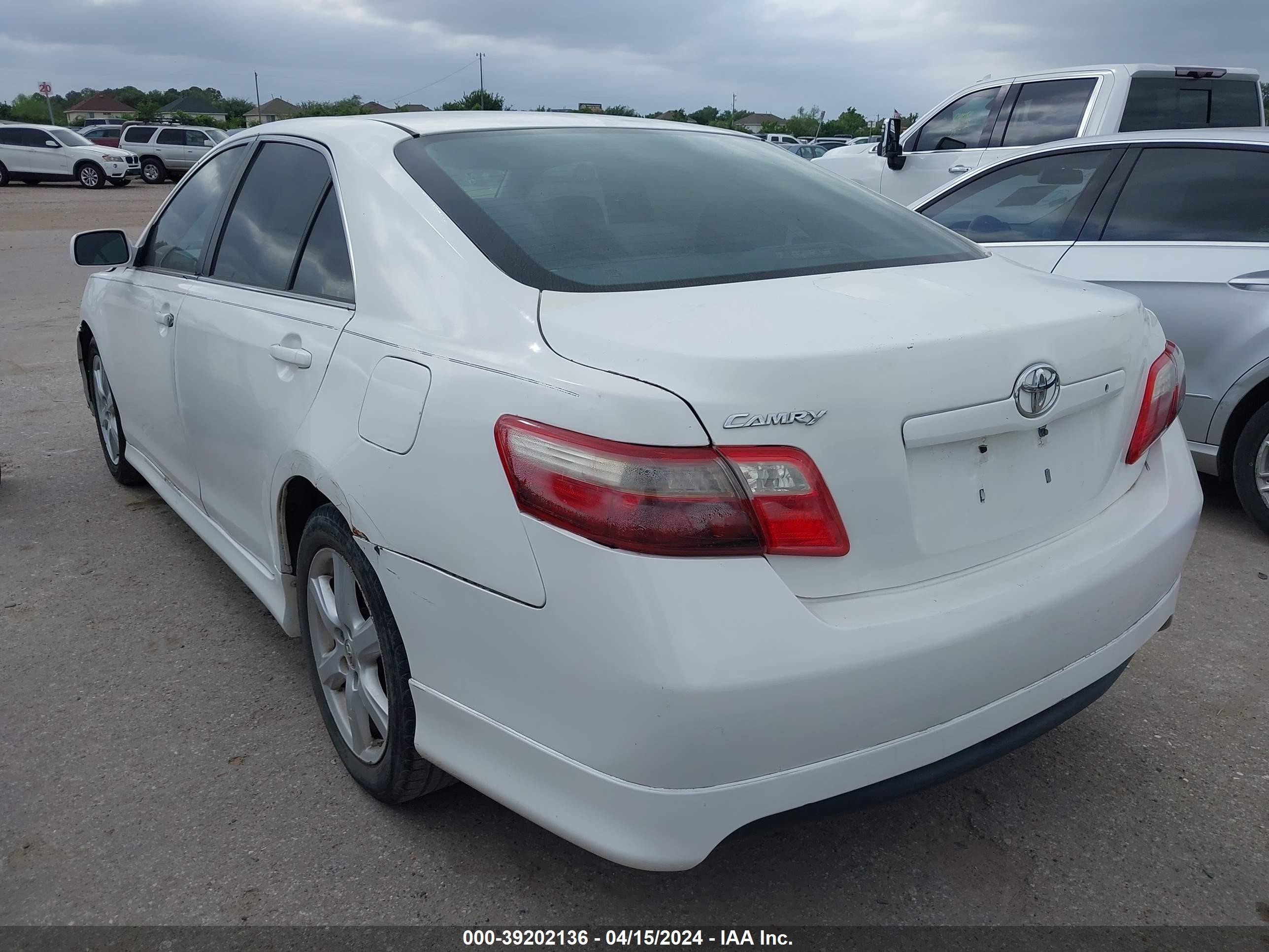 Photo 2 VIN: 4T1BE46K59U864487 - TOYOTA CAMRY 