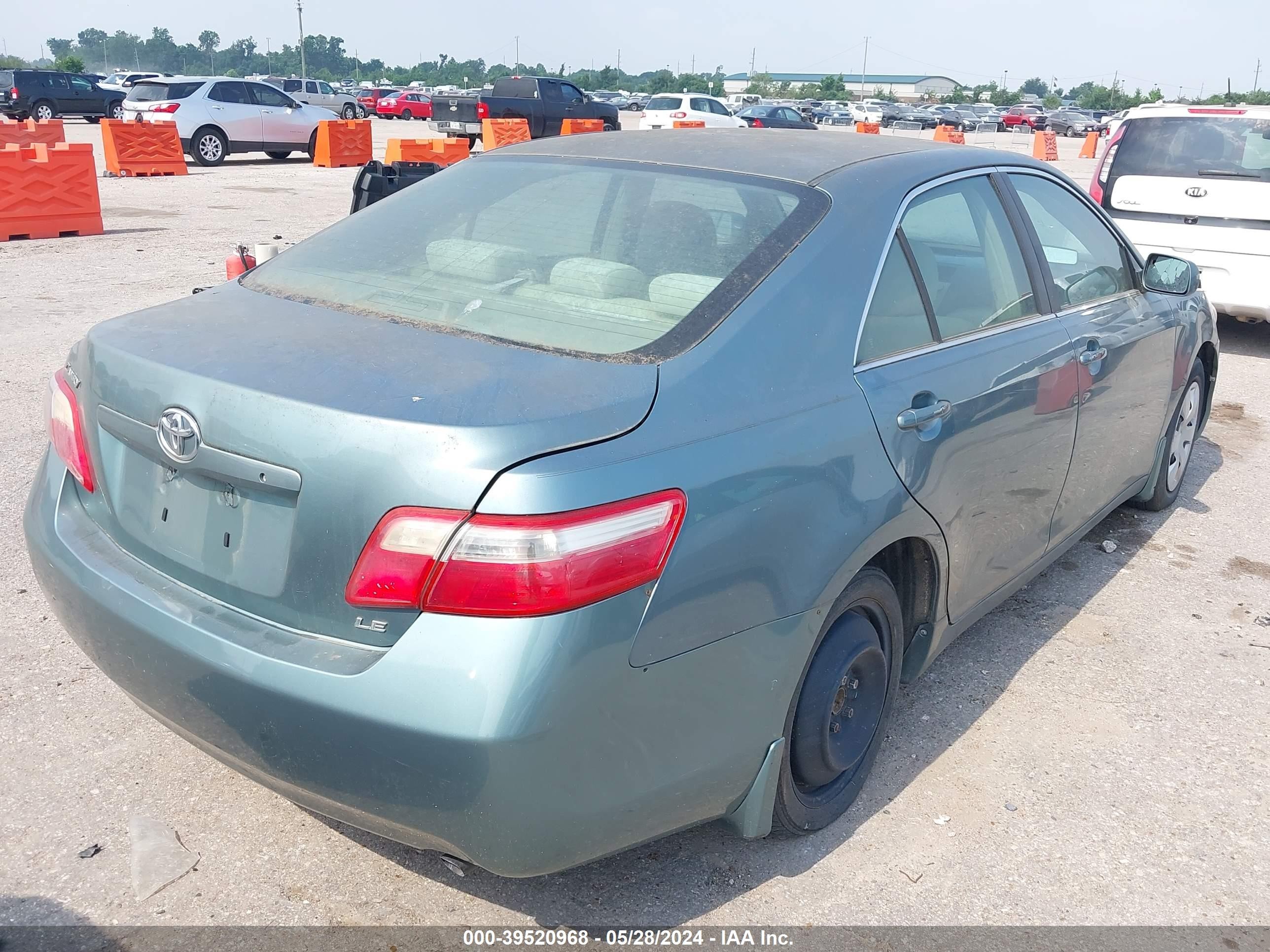 Photo 3 VIN: 4T1BE46K59U892399 - TOYOTA CAMRY 