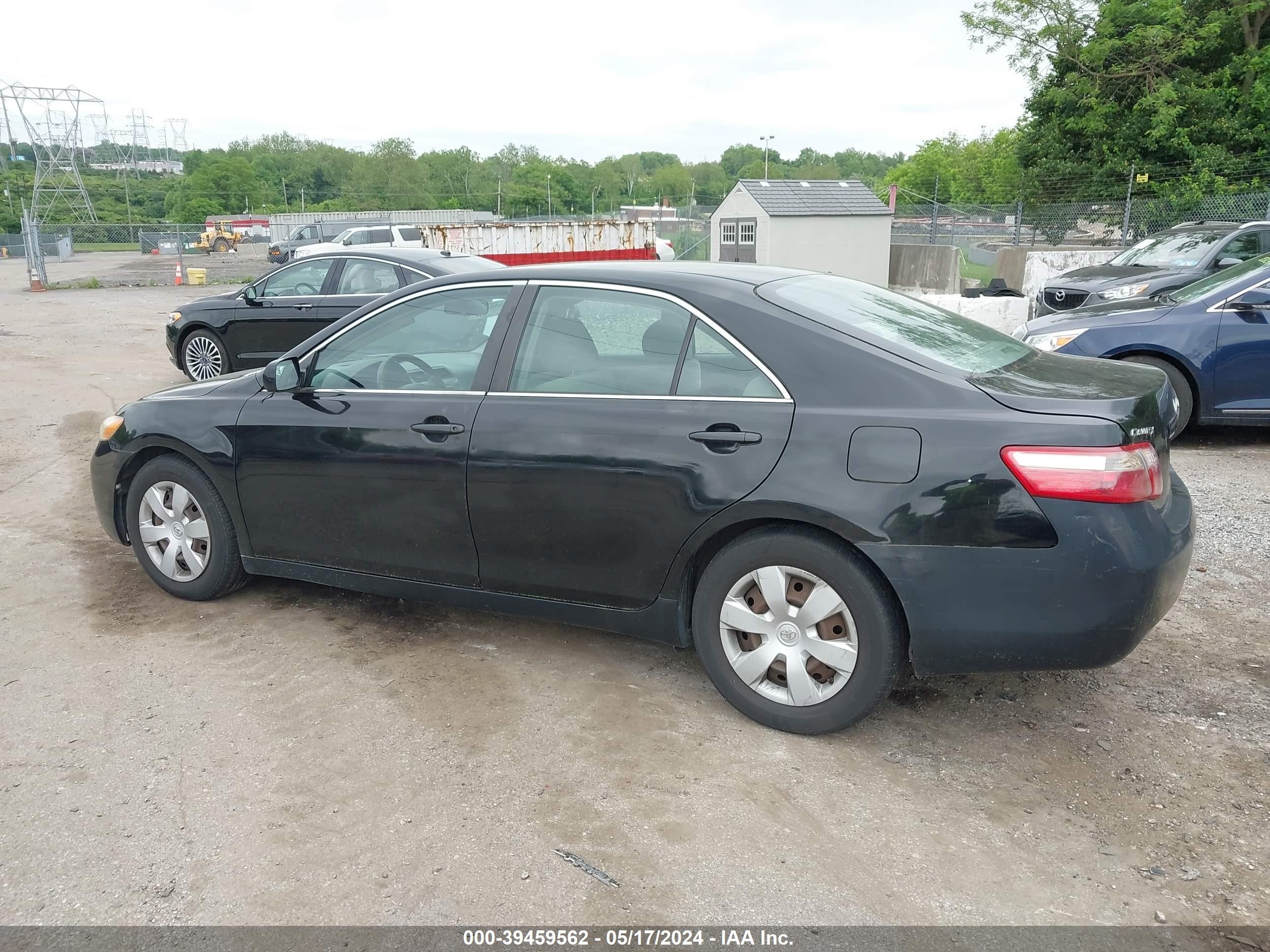 Photo 5 VIN: 4T1BE46K67U083619 - TOYOTA CAMRY 