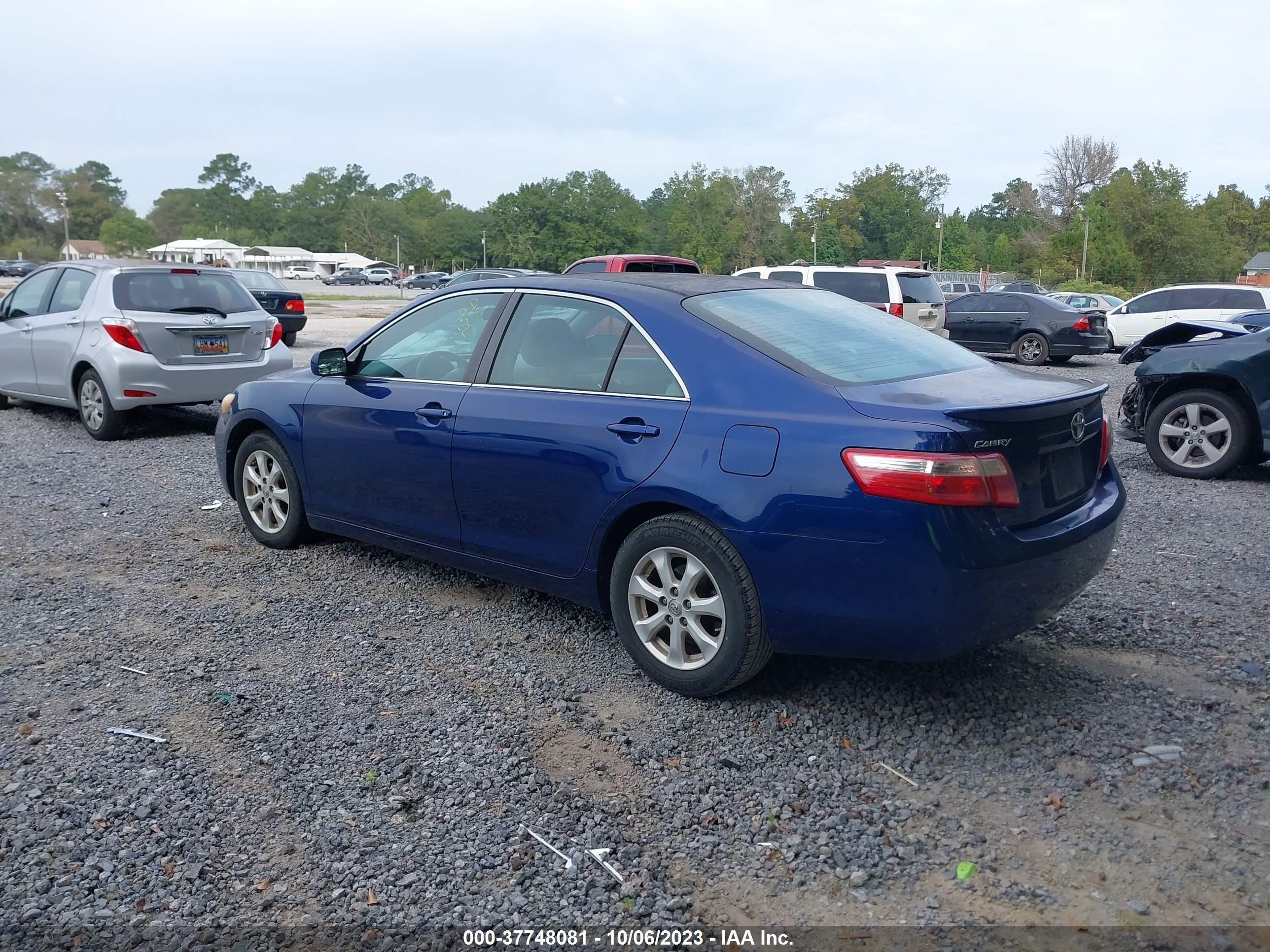 Photo 2 VIN: 4T1BE46K67U091199 - TOYOTA CAMRY 