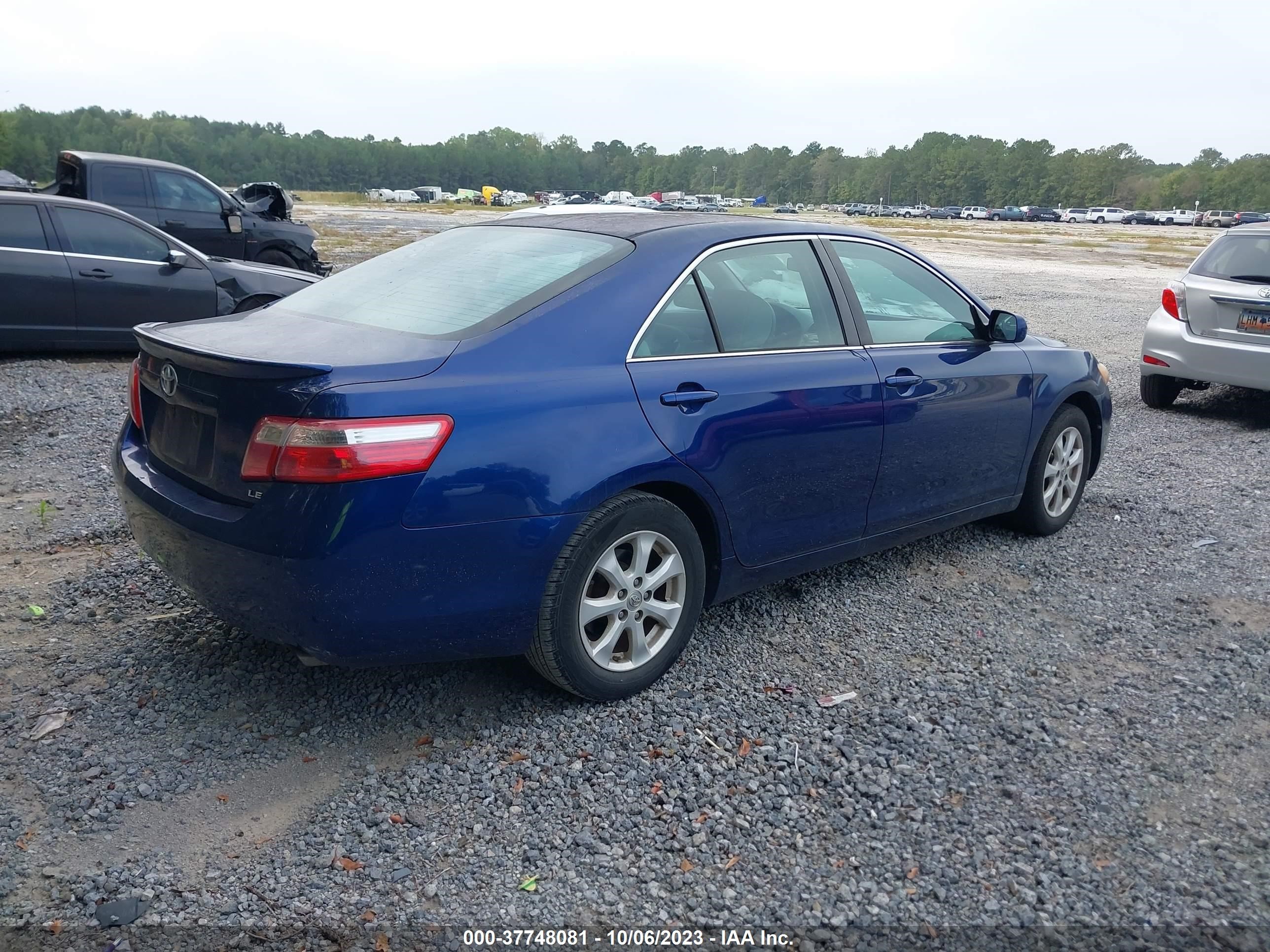 Photo 3 VIN: 4T1BE46K67U091199 - TOYOTA CAMRY 