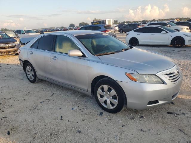 Photo 3 VIN: 4T1BE46K67U135542 - TOYOTA CAMRY CE 