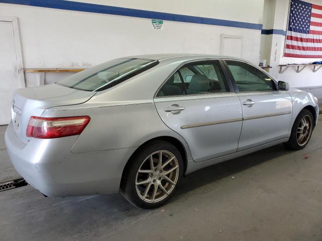 Photo 2 VIN: 4T1BE46K67U165897 - TOYOTA CAMRY CE 