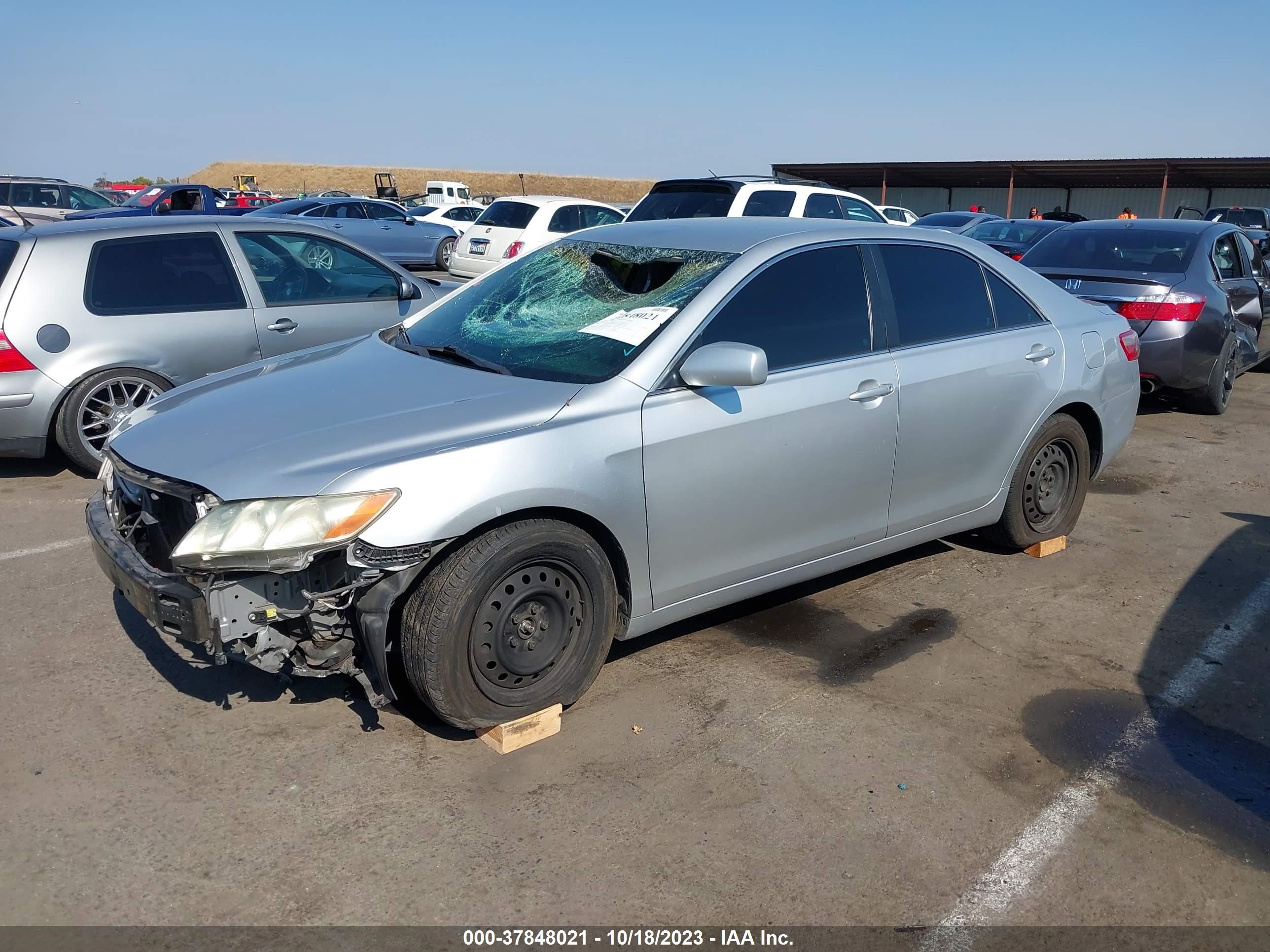 Photo 1 VIN: 4T1BE46K67U174860 - TOYOTA CAMRY 