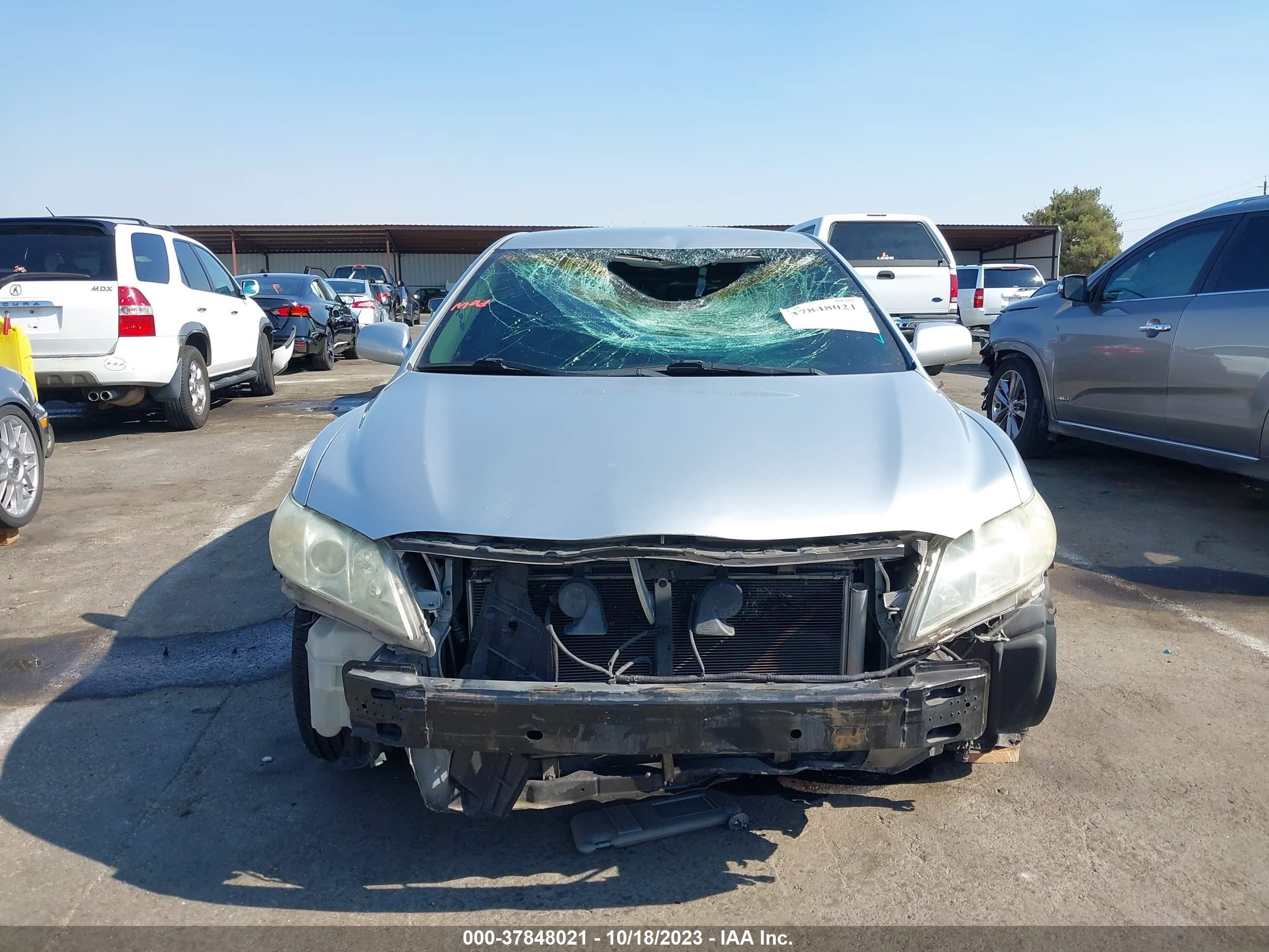 Photo 5 VIN: 4T1BE46K67U174860 - TOYOTA CAMRY 