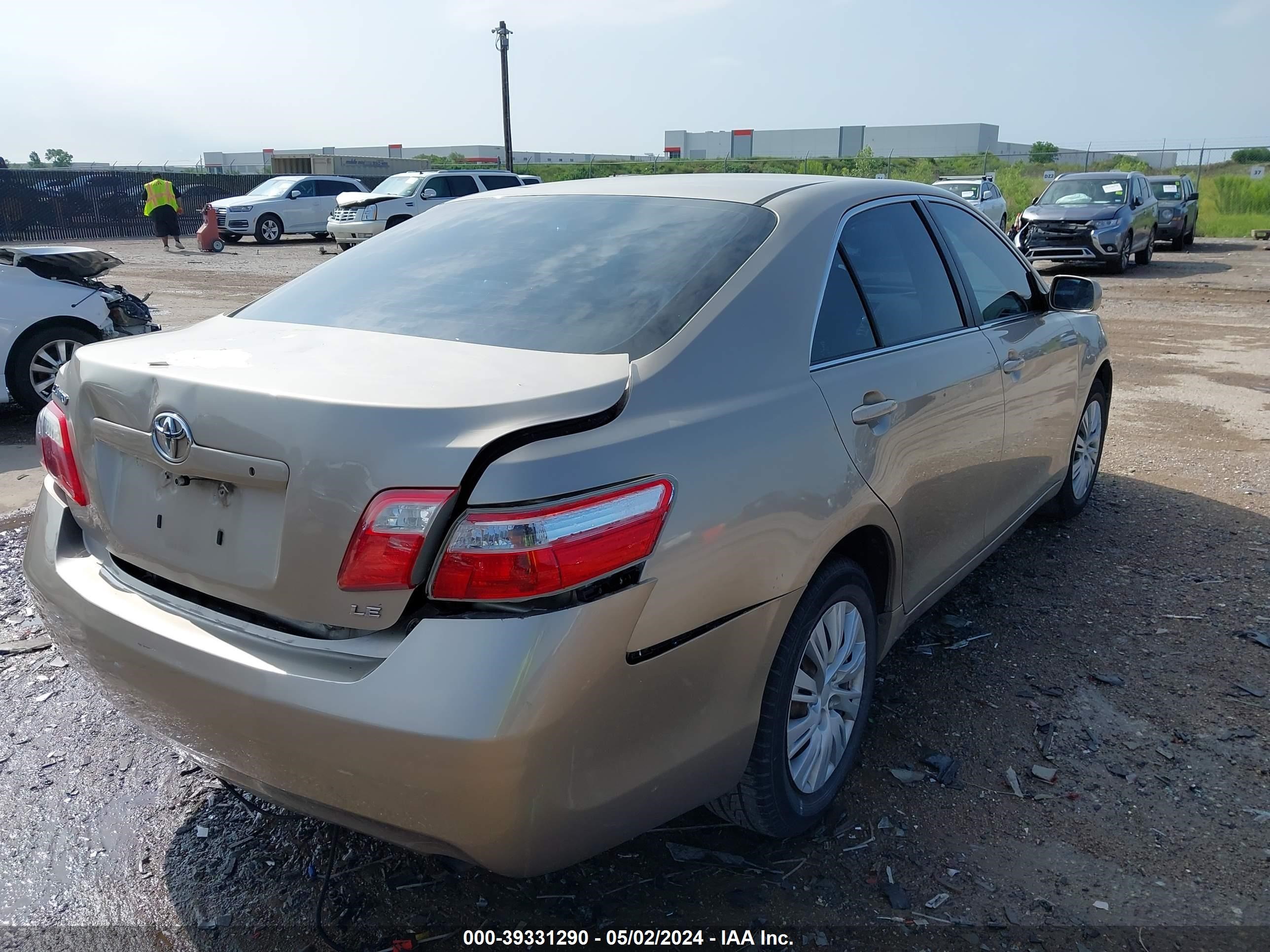 Photo 3 VIN: 4T1BE46K67U545404 - TOYOTA CAMRY 