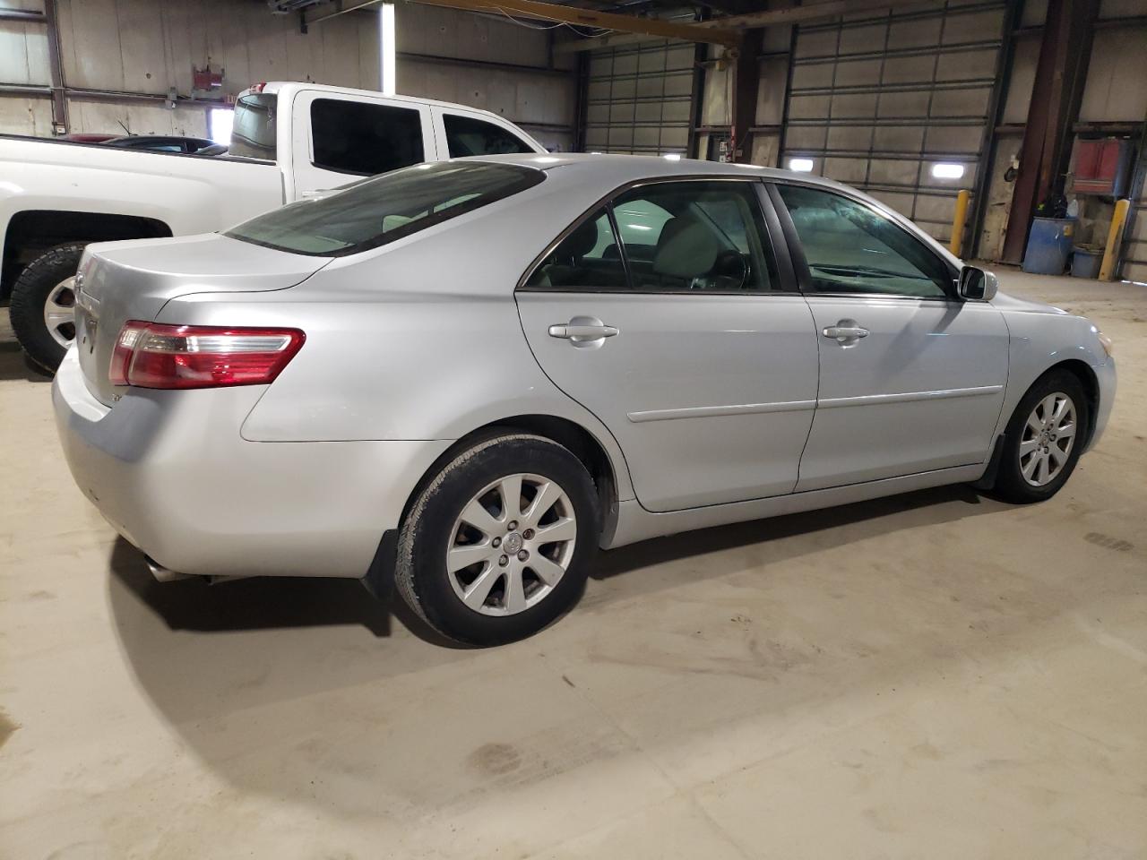 Photo 2 VIN: 4T1BE46K67U571887 - TOYOTA CAMRY 