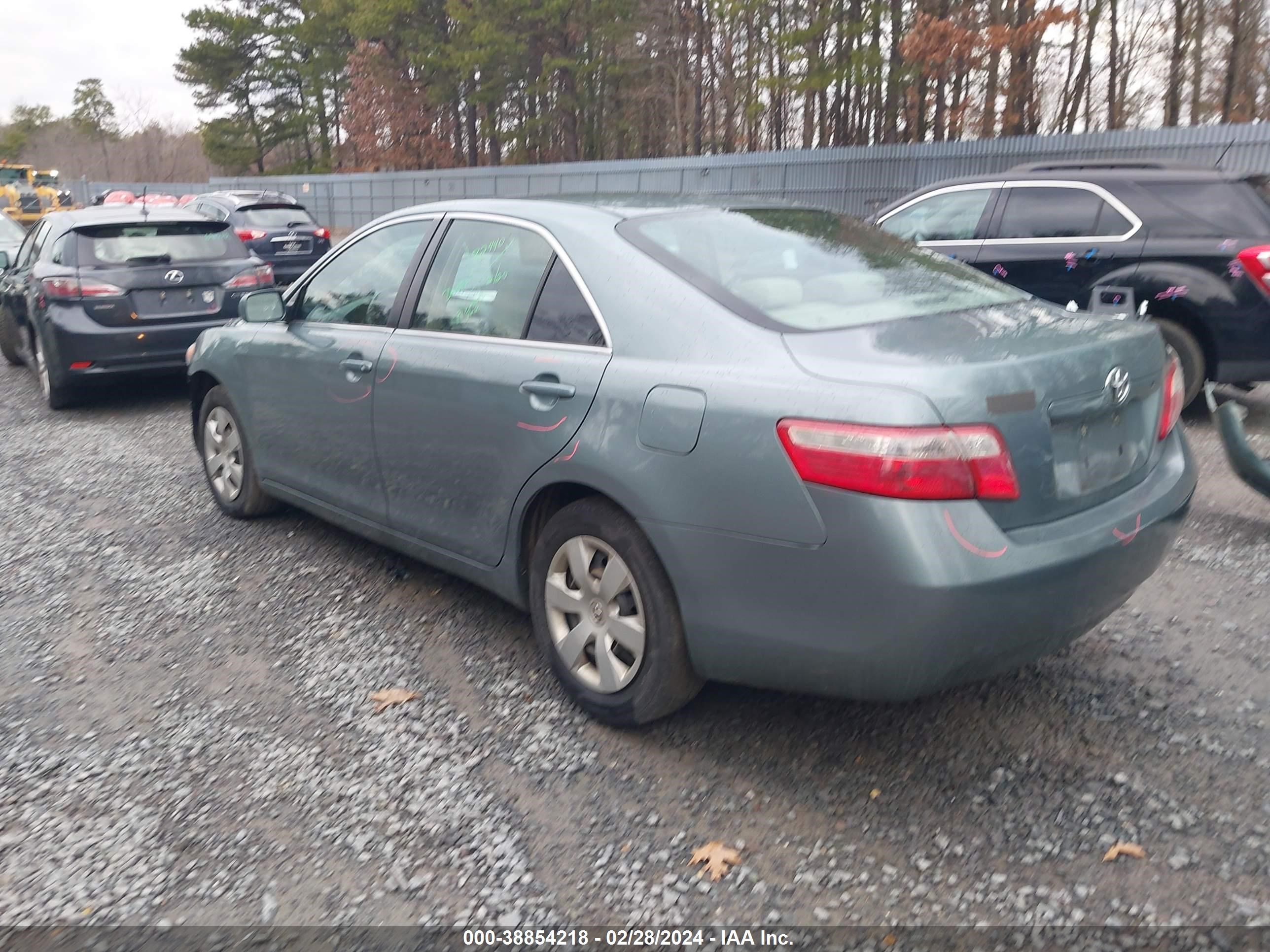 Photo 2 VIN: 4T1BE46K67U670676 - TOYOTA CAMRY 