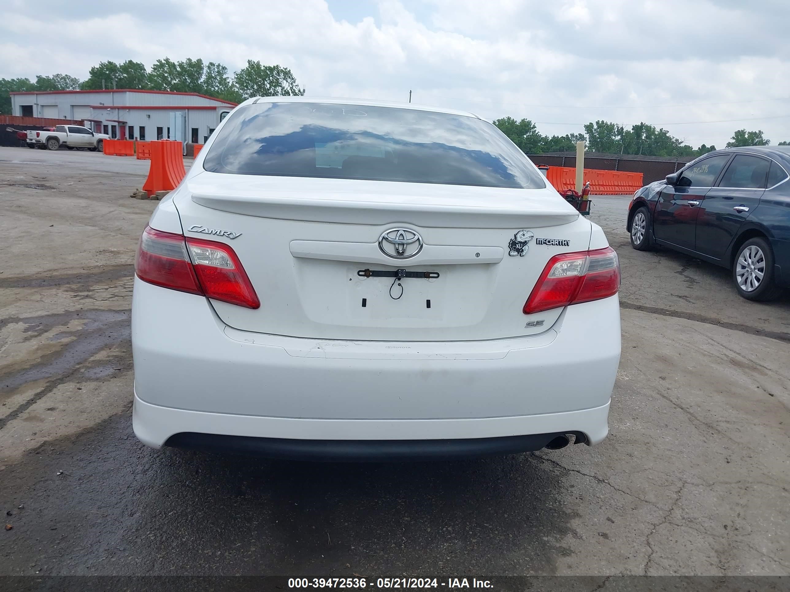 Photo 15 VIN: 4T1BE46K67U696131 - TOYOTA CAMRY 