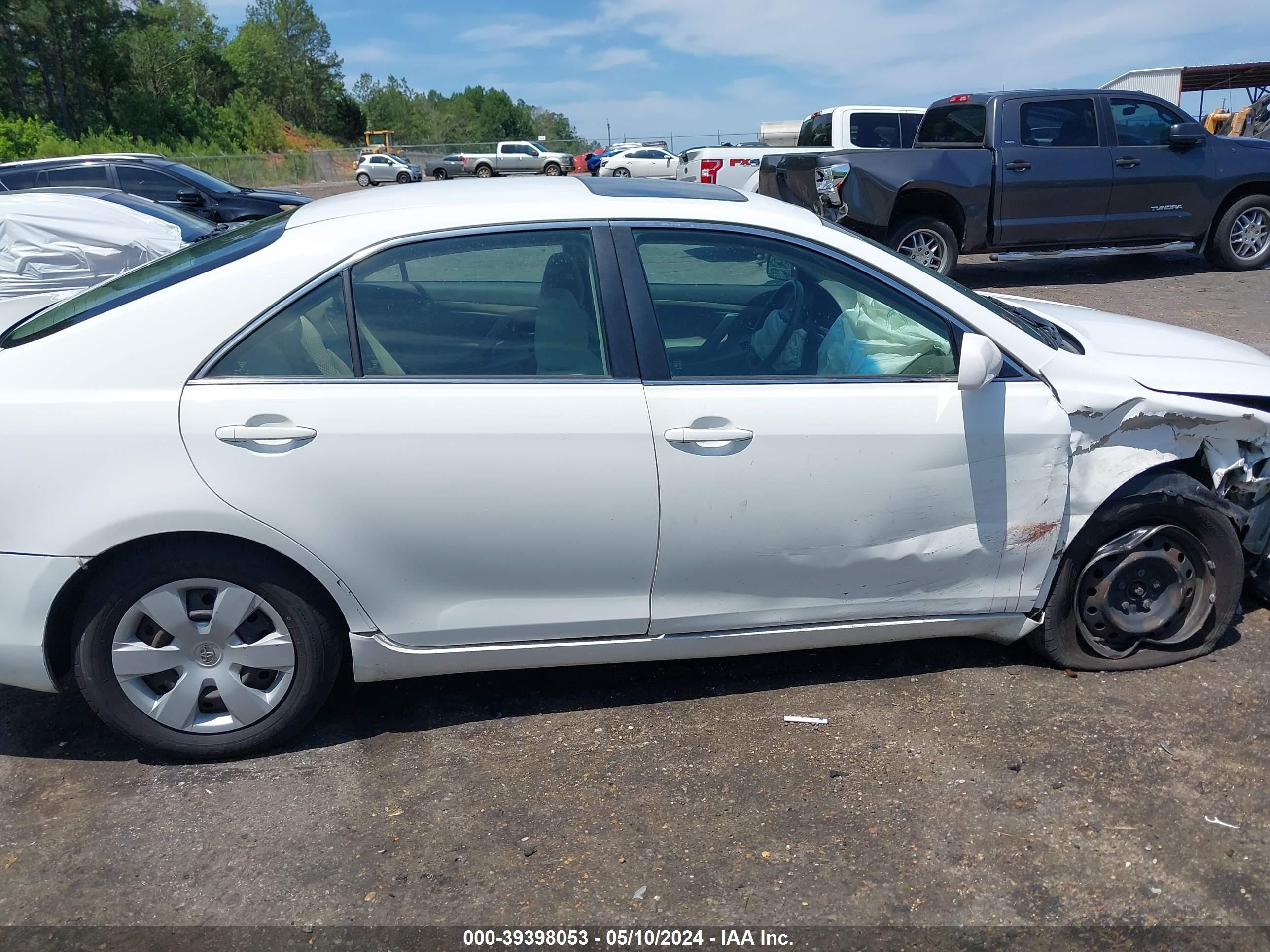 Photo 12 VIN: 4T1BE46K67U715504 - TOYOTA CAMRY 