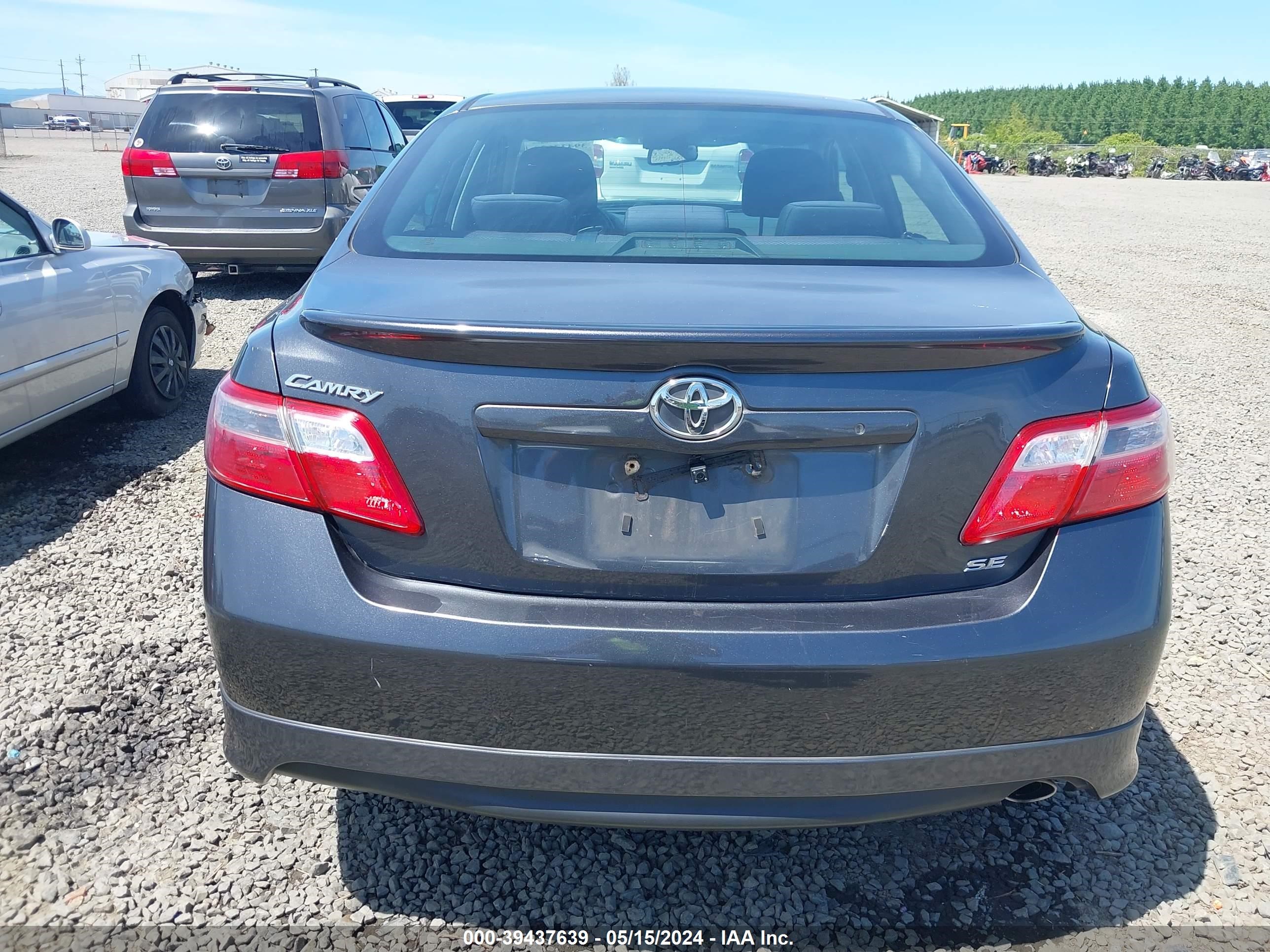 Photo 15 VIN: 4T1BE46K68U228983 - TOYOTA CAMRY 