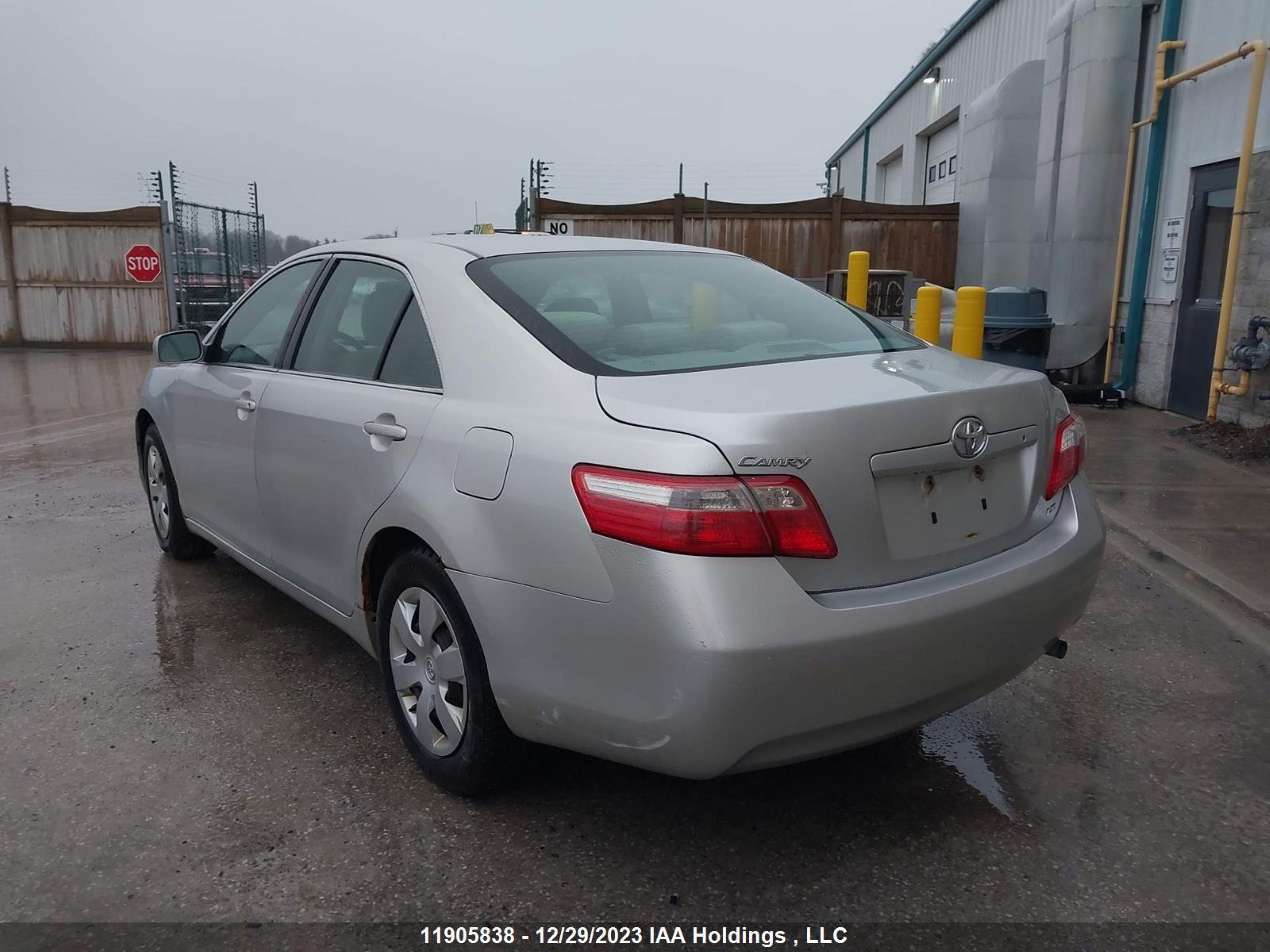 Photo 2 VIN: 4T1BE46K68U238896 - TOYOTA CAMRY 