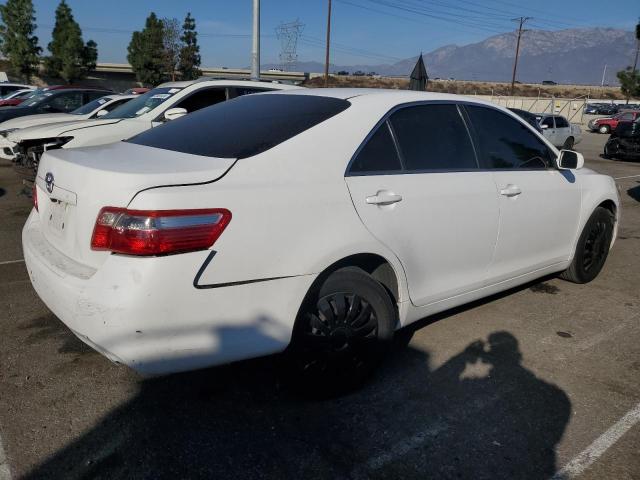 Photo 2 VIN: 4T1BE46K68U733695 - TOYOTA CAMRY CE 