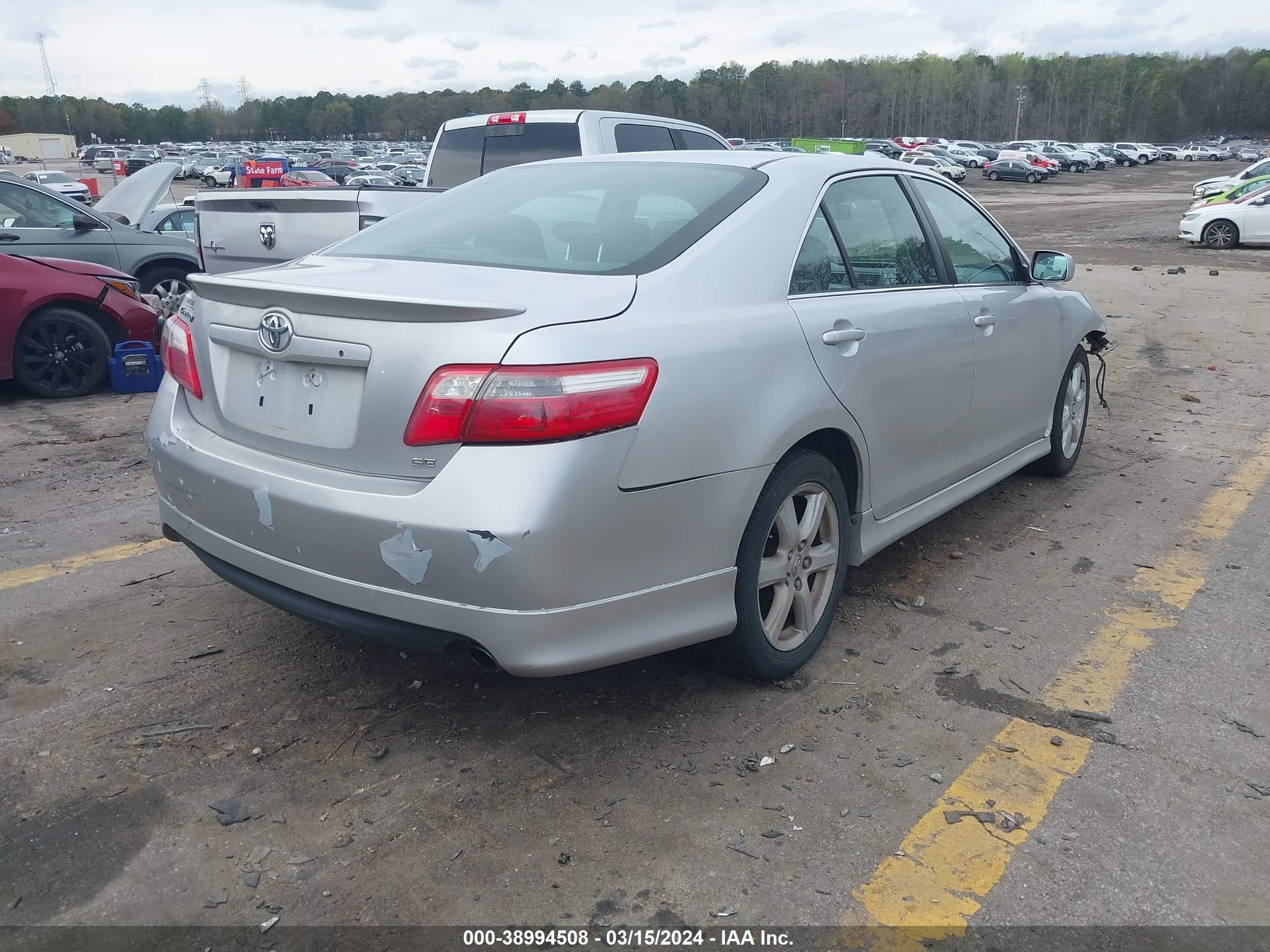 Photo 3 VIN: 4T1BE46K68U736564 - TOYOTA CAMRY 