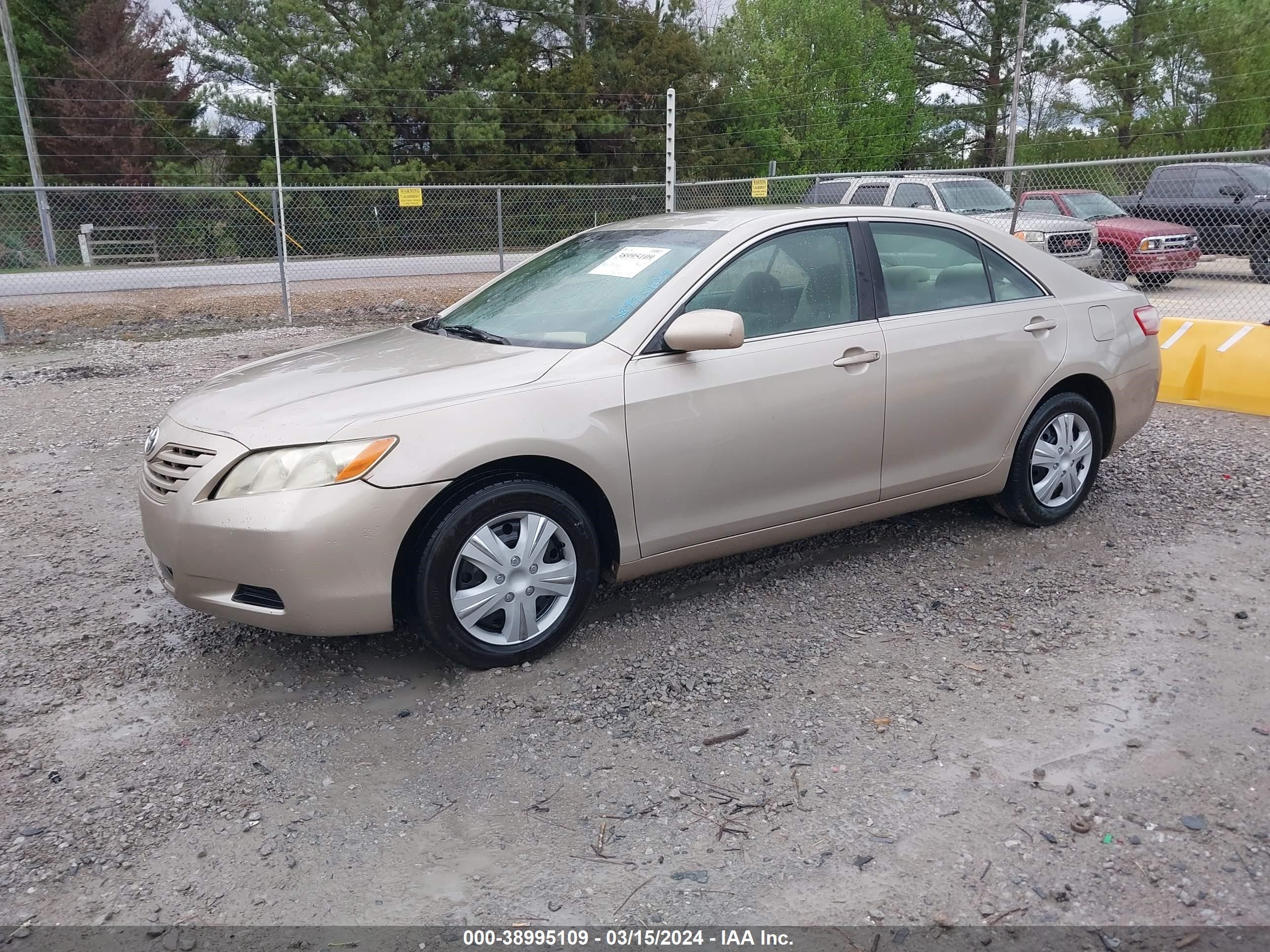 Photo 1 VIN: 4T1BE46K68U771136 - TOYOTA CAMRY 