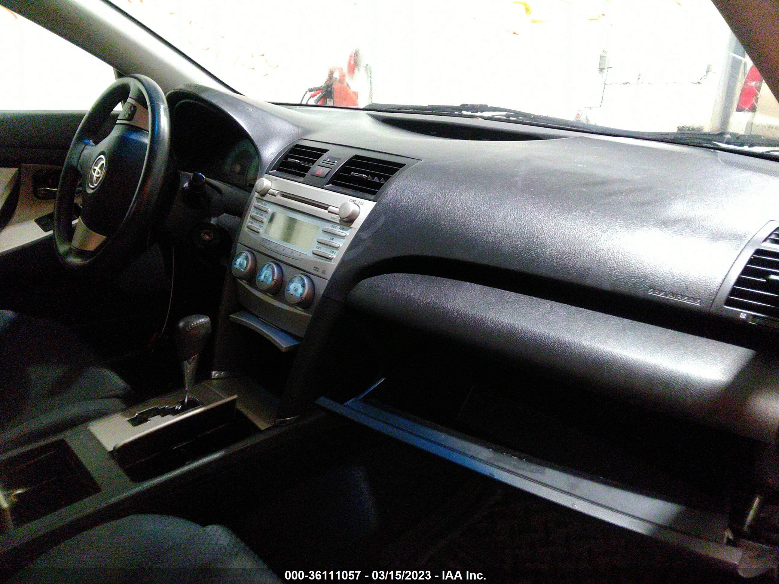 Photo 4 VIN: 4T1BE46K68U780290 - TOYOTA CAMRY 