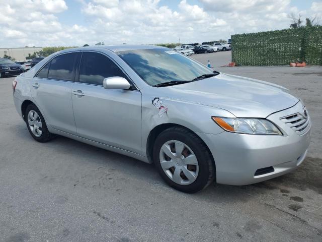 Photo 3 VIN: 4T1BE46K69U268580 - TOYOTA CAMRY 