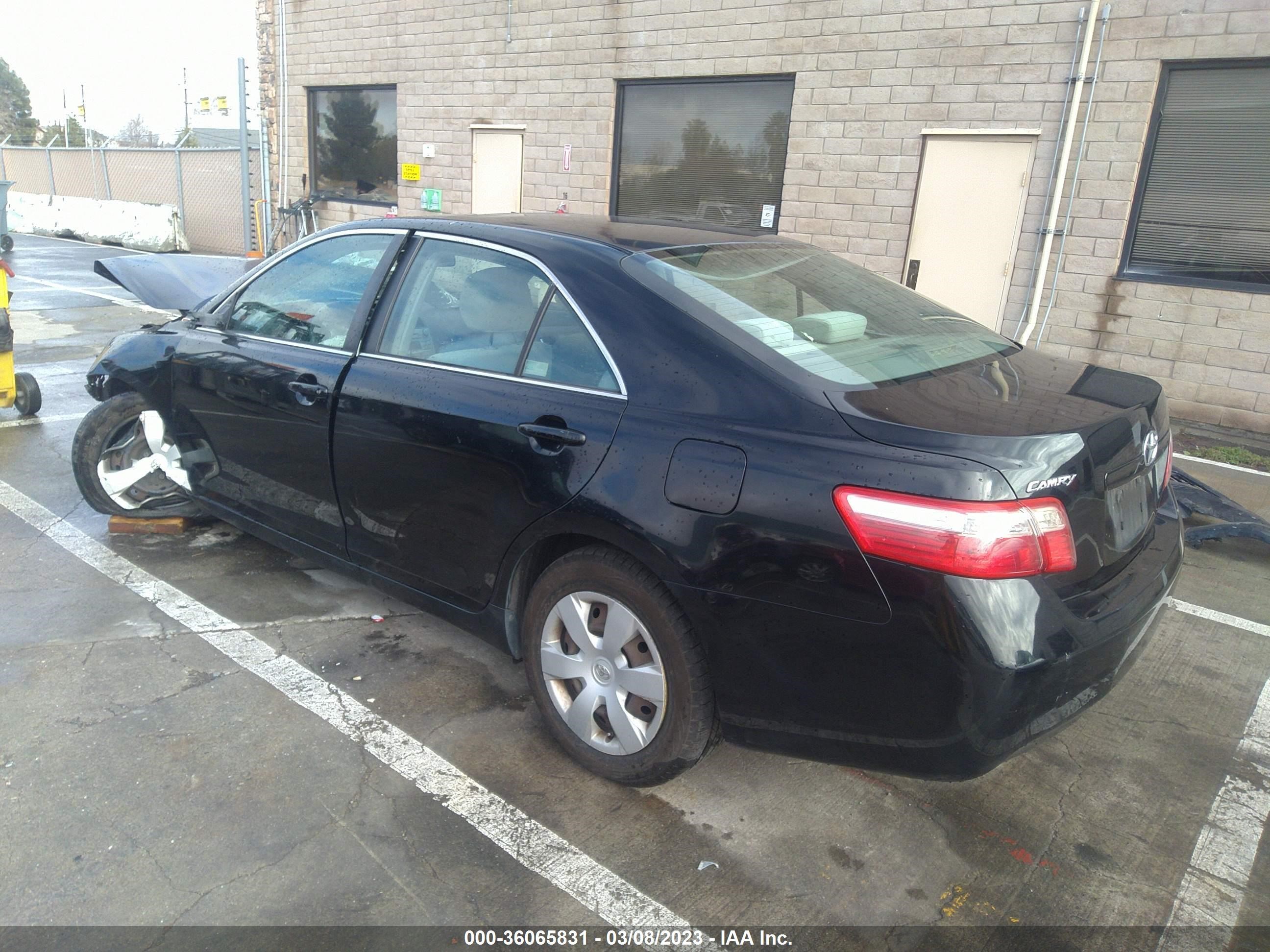 Photo 2 VIN: 4T1BE46K69U293088 - TOYOTA CAMRY 