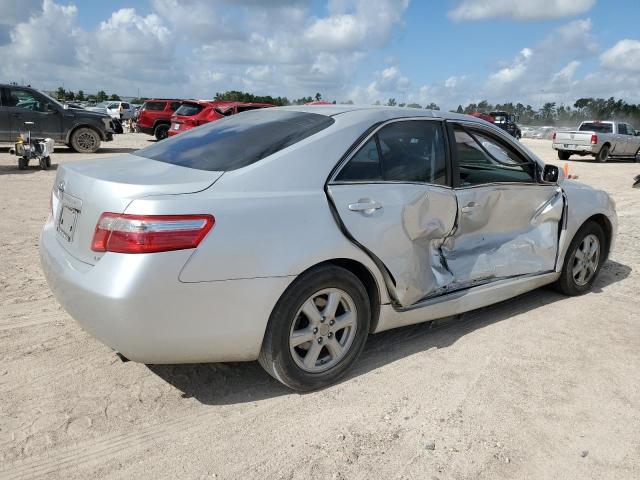 Photo 2 VIN: 4T1BE46K69U304526 - TOYOTA CAMRY BASE 