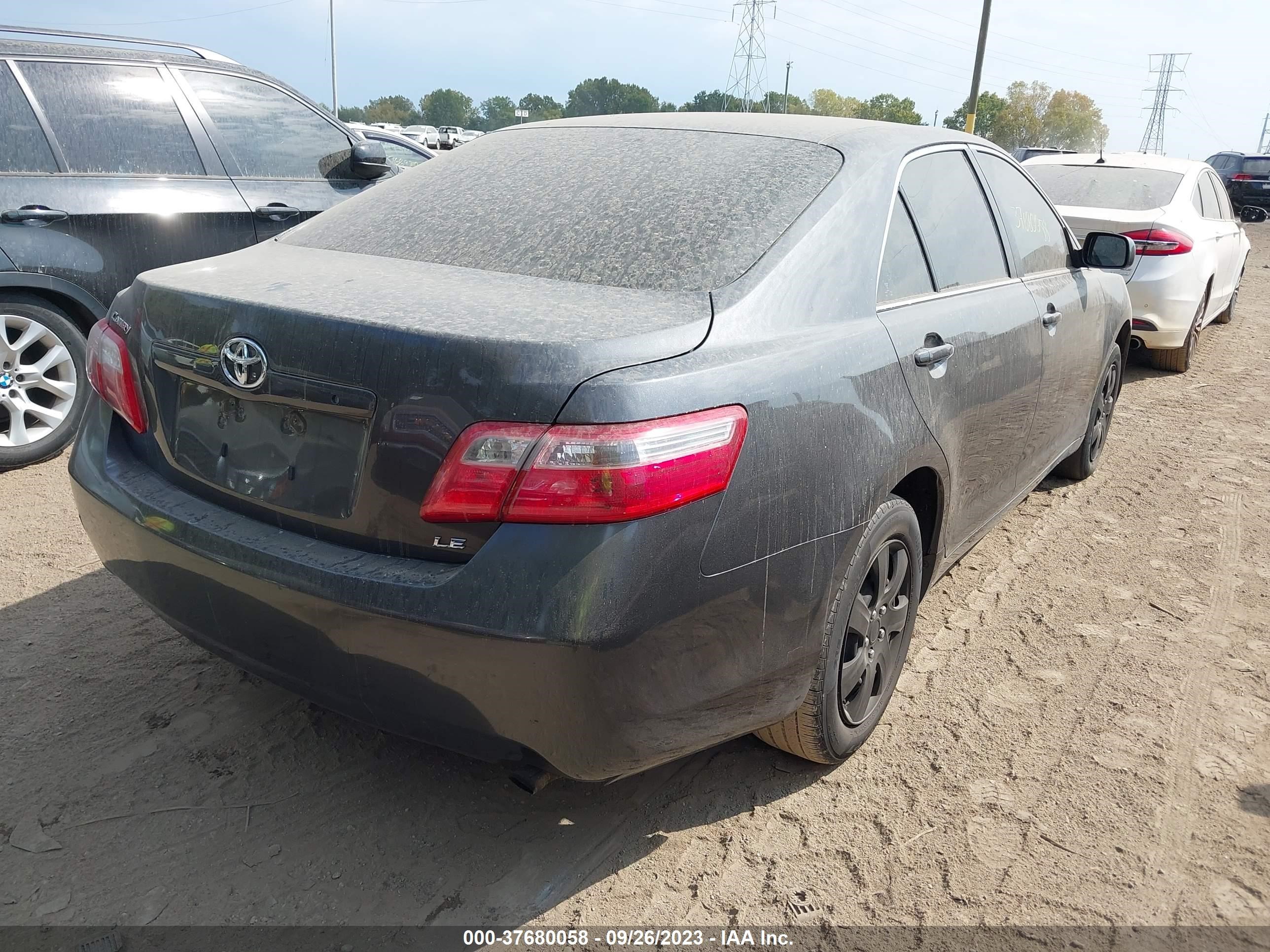 Photo 3 VIN: 4T1BE46K69U334111 - TOYOTA CAMRY 