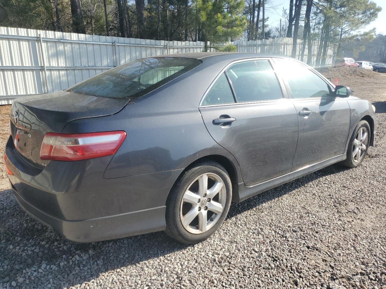 Photo 2 VIN: 4T1BE46K69U383776 - TOYOTA CAMRY 