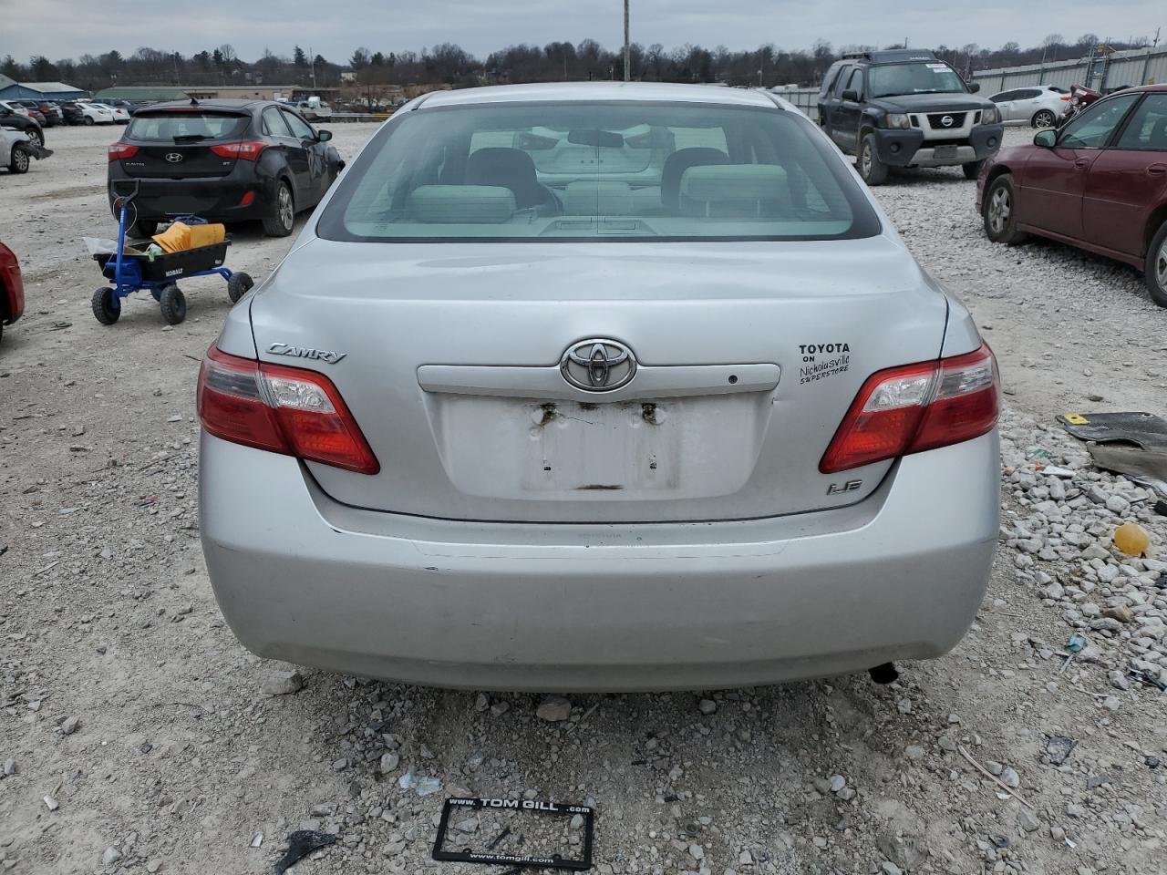 Photo 5 VIN: 4T1BE46K69U388055 - TOYOTA CAMRY 