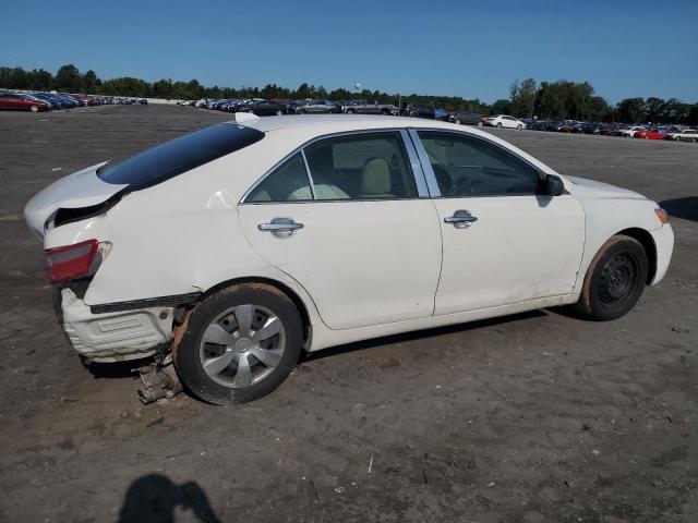 Photo 2 VIN: 4T1BE46K69U795616 - TOYOTA CAMRY BASE 