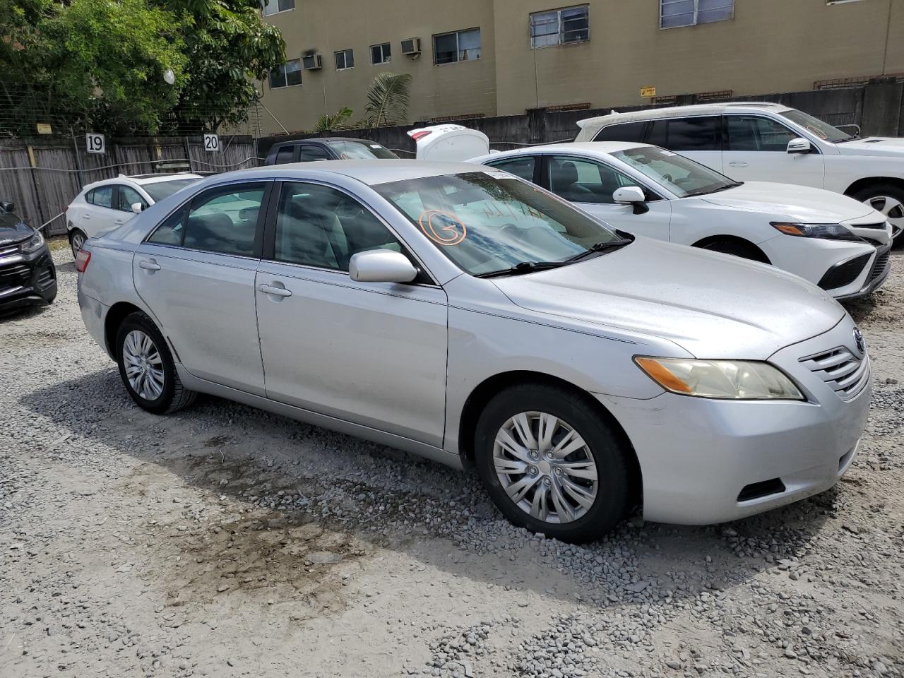 Photo 3 VIN: 4T1BE46K69U908576 - TOYOTA CAMRY 