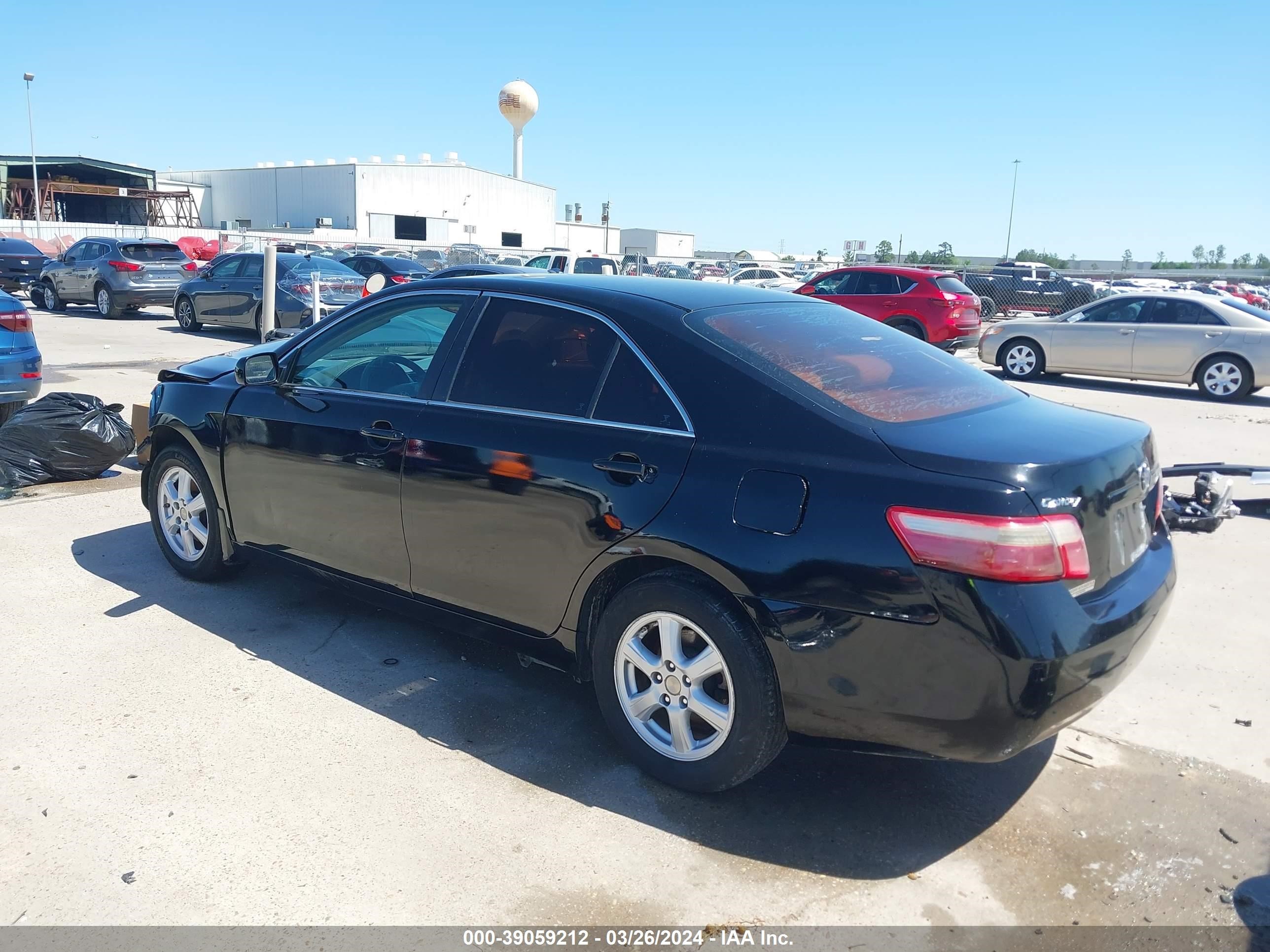 Photo 2 VIN: 4T1BE46K774085007 - TOYOTA CAMRY 