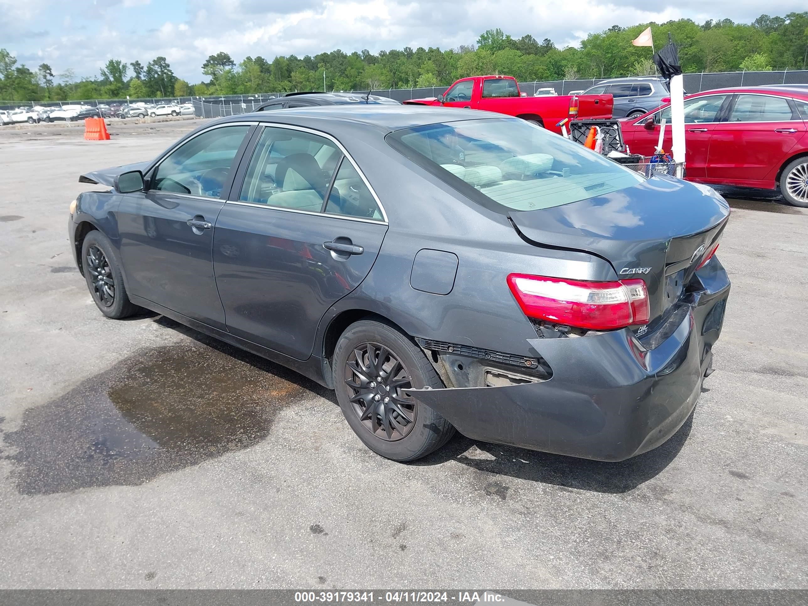 Photo 2 VIN: 4T1BE46K77U078882 - TOYOTA CAMRY 