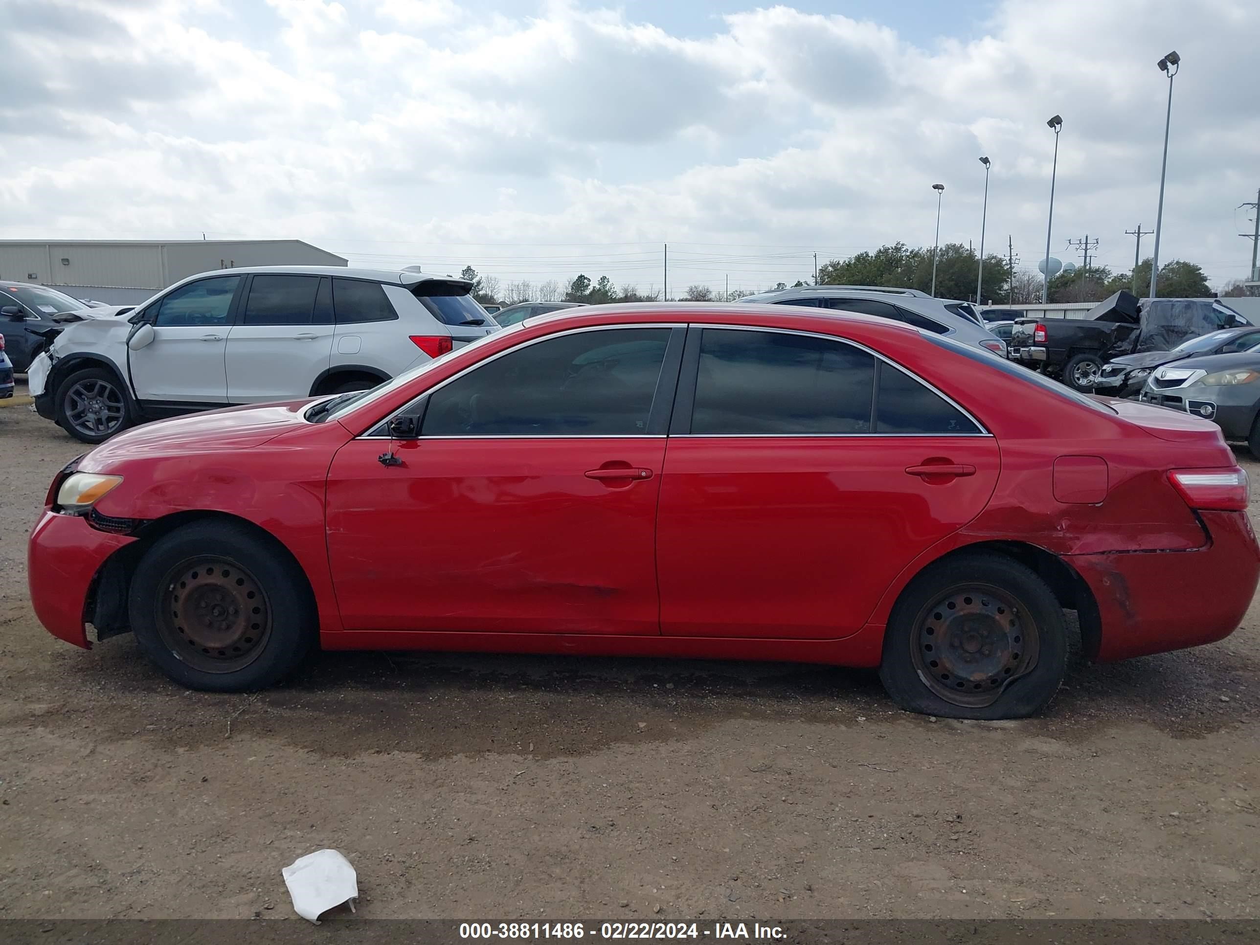 Photo 13 VIN: 4T1BE46K77U124808 - TOYOTA CAMRY 